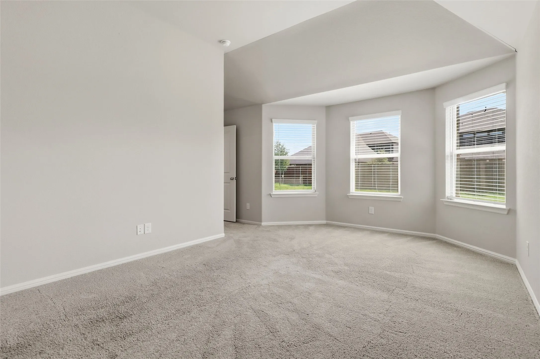 Single Family Residence For Rent in Collin County , 1416 Avalon Court, Celina, Texas 75009, 4 Bedroom, 2 Bathroom, 2 Garage spaces, 1,902 Sqft, built in 2024, mls#21393300, Real Estate Agent in Celina, Homes For Rent in Collin county, Homes For Rent in Celina, Realtor in Celina Texas, Real Estate Brokerage Independent Realty Texas, Luminita Cordes Realtor