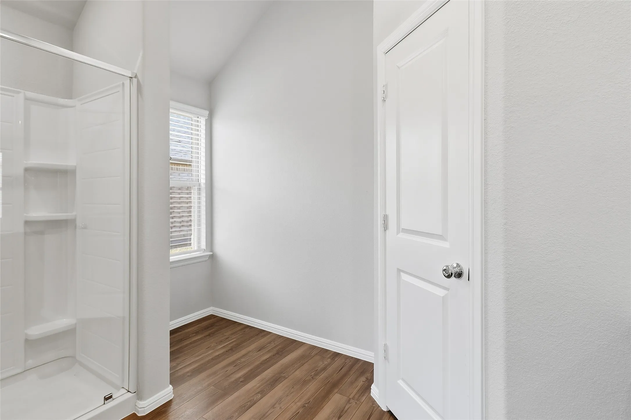 Single Family Residence For Rent in Collin County , 1416 Avalon Court, Celina, Texas 75009, 4 Bedroom, 2 Bathroom, 2 Garage spaces, 1,902 Sqft, built in 2024, mls#21393300, Real Estate Agent in Celina, Homes For Rent in Collin county, Homes For Rent in Celina, Realtor in Celina Texas, Real Estate Brokerage Independent Realty Texas, Luminita Cordes Realtor