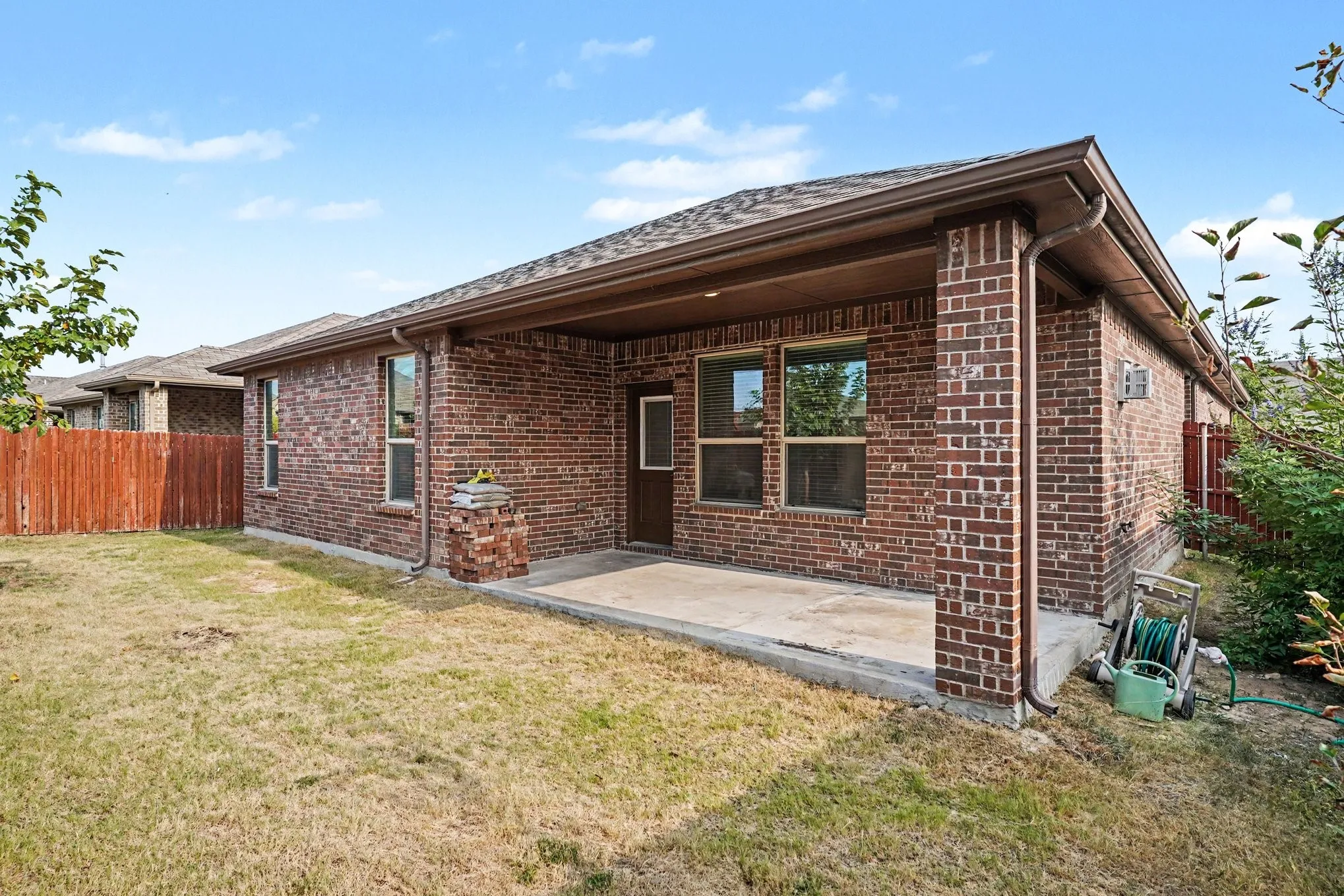 Single Family Residence For Rent in Tarrant County , 729 Rebecca Lane, Saginaw, Texas 76131, 4 Bedroom, 2 Bathroom, 2 Garage spaces, 2,094 Sqft, built in 2018, mls#21393312, Real Estate Agent in Saginaw, Homes For Rent in Tarrant county, Homes For Rent in Saginaw, Realtor in Saginaw Texas, Real Estate Brokerage Independent Realty Texas, Luminita Cordes Realtor