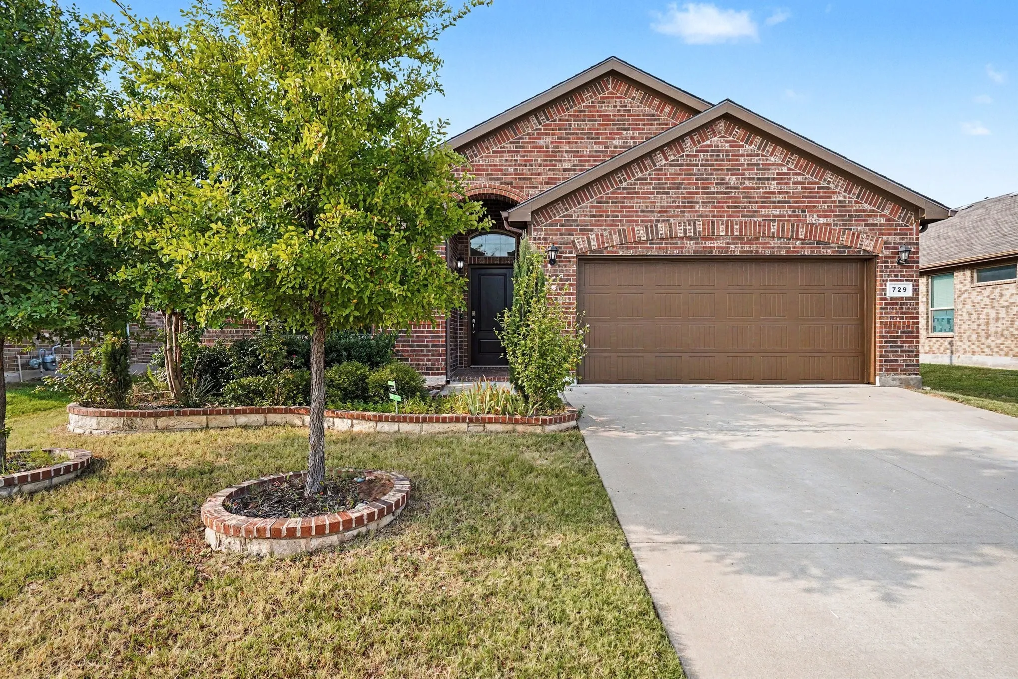 Single Family Residence For Rent in Tarrant County , 729 Rebecca Lane, Saginaw, Texas 76131, 4 Bedroom, 2 Bathroom, 2 Garage spaces, 2,094 Sqft, built in 2018, mls#21393312, Real Estate Agent in Saginaw, Homes For Rent in Tarrant county, Homes For Rent in Saginaw, Realtor in Saginaw Texas, Real Estate Brokerage Independent Realty Texas, Luminita Cordes Realtor