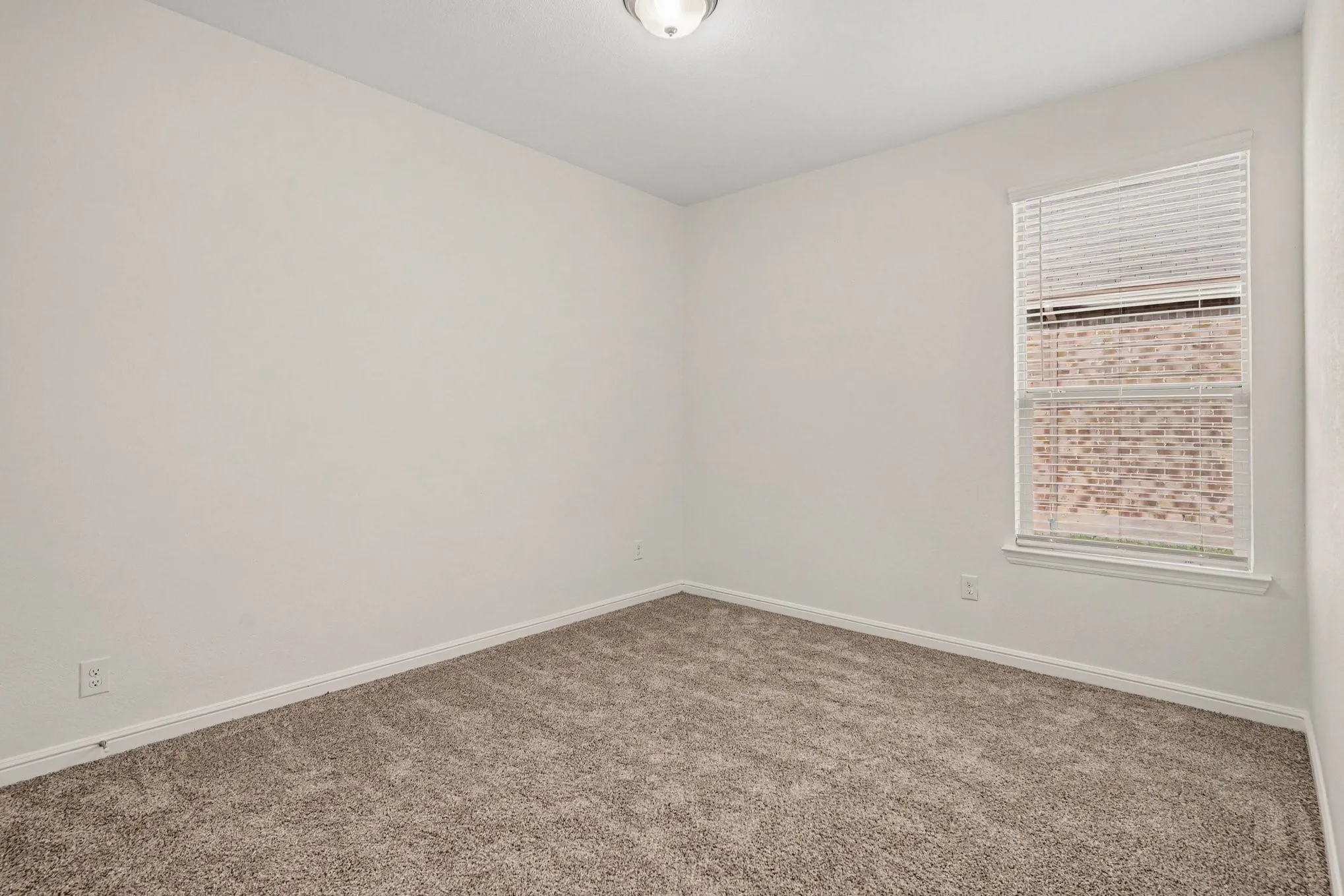 Single Family Residence For Rent in Tarrant County , 729 Rebecca Lane, Saginaw, Texas 76131, 4 Bedroom, 2 Bathroom, 2 Garage spaces, 2,094 Sqft, built in 2018, mls#21393312, Real Estate Agent in Saginaw, Homes For Rent in Tarrant county, Homes For Rent in Saginaw, Realtor in Saginaw Texas, Real Estate Brokerage Independent Realty Texas, Luminita Cordes Realtor