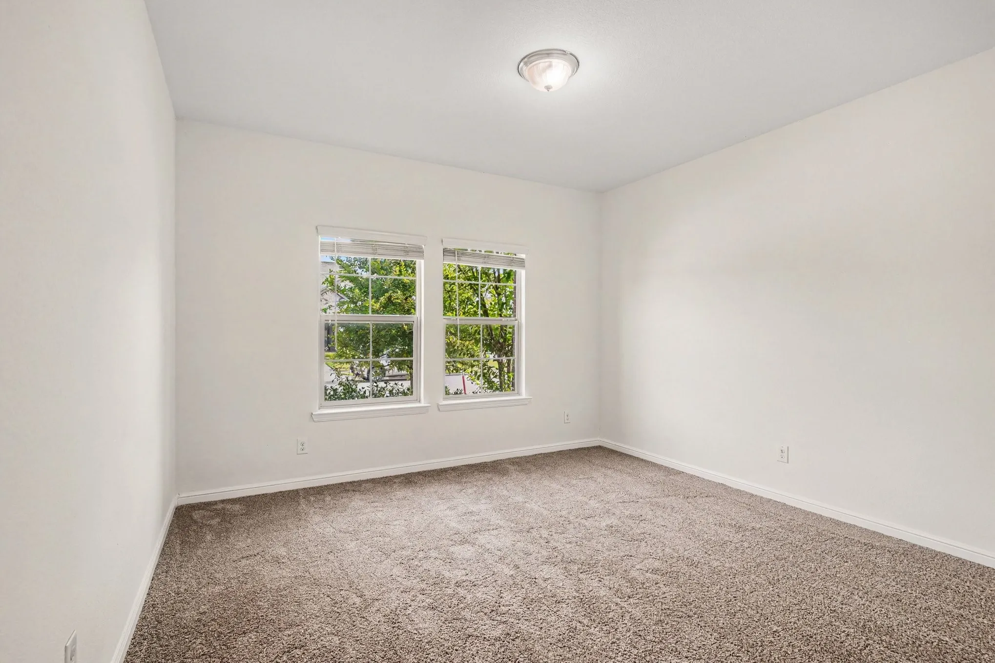 Single Family Residence For Rent in Tarrant County , 729 Rebecca Lane, Saginaw, Texas 76131, 4 Bedroom, 2 Bathroom, 2 Garage spaces, 2,094 Sqft, built in 2018, mls#21393312, Real Estate Agent in Saginaw, Homes For Rent in Tarrant county, Homes For Rent in Saginaw, Realtor in Saginaw Texas, Real Estate Brokerage Independent Realty Texas, Luminita Cordes Realtor