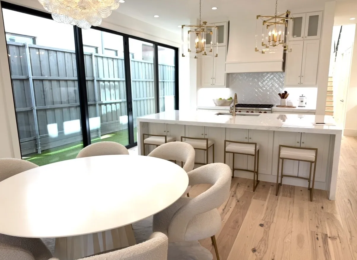 Dining Area open to the Breakfast Bar