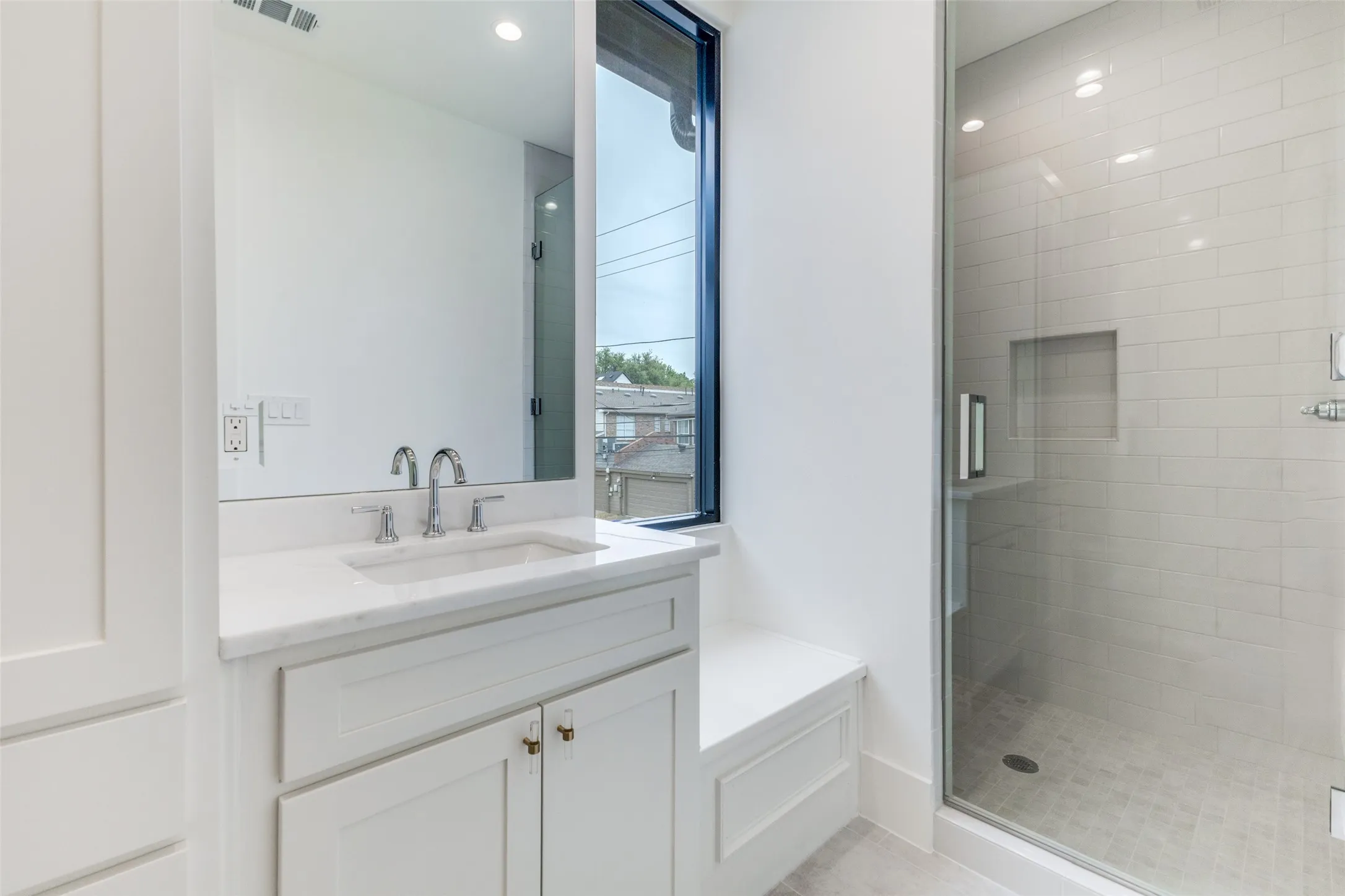 Secondary Bath