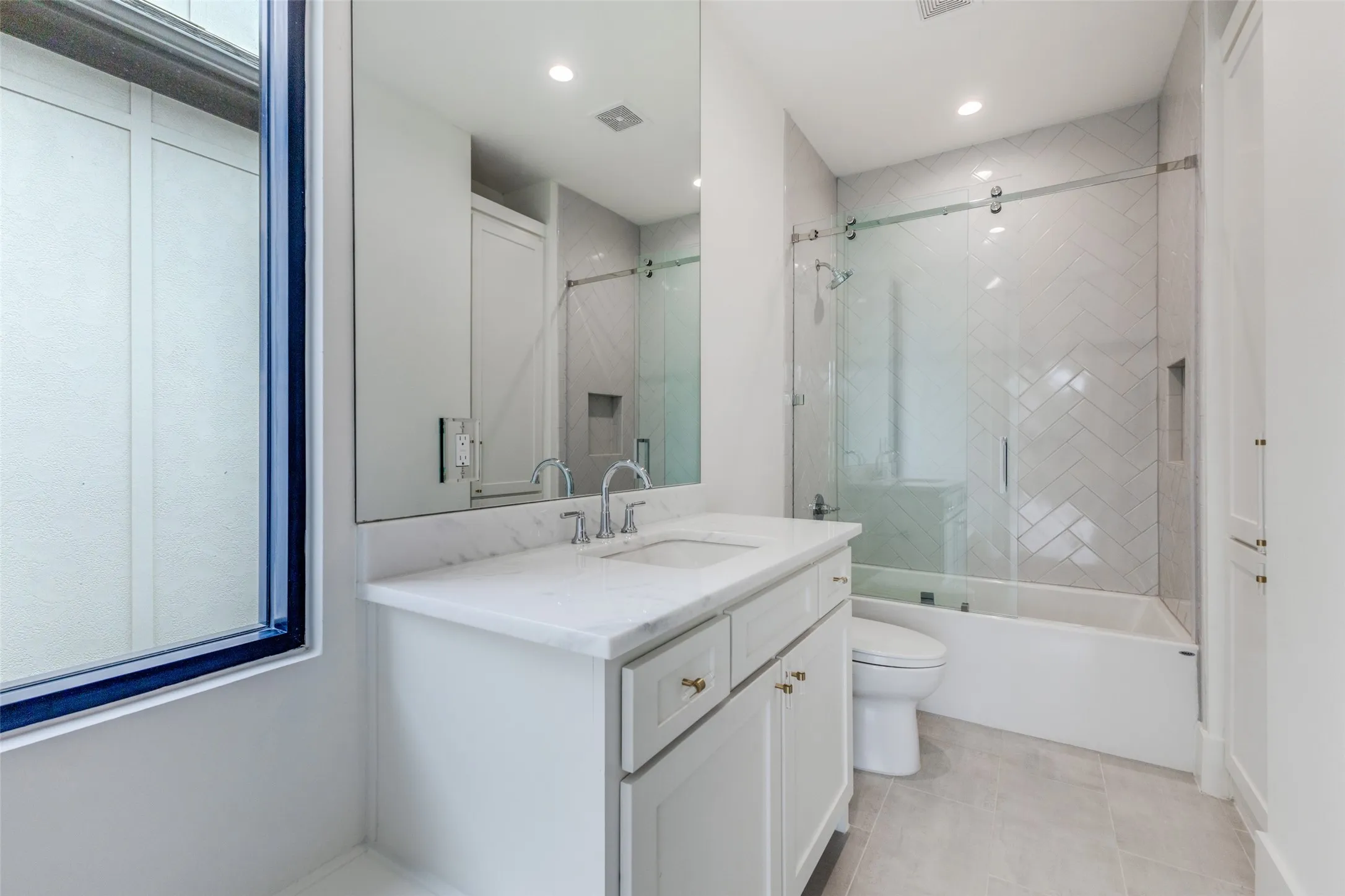 Secondary Bath