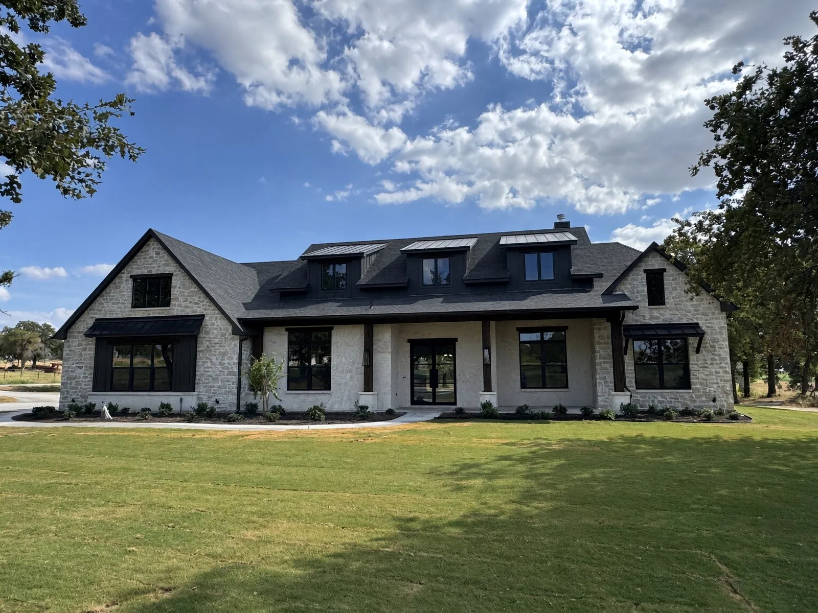 Single Family Residence For Sale in Parker County , 741 Cooper Trail, Weatherford, Texas 76087, 4 Bedroom, 4 Bathroom, 3 Garage spaces, 3,573 Sqft, built in 2026, mls#21393313, Real Estate Agent in Weatherford, Homes For Sale in Parker county, Homes For Sale in Weatherford, Realtor in Weatherford Texas, Real Estate Brokerage Independent Realty Texas, Luminita Cordes Realtor
