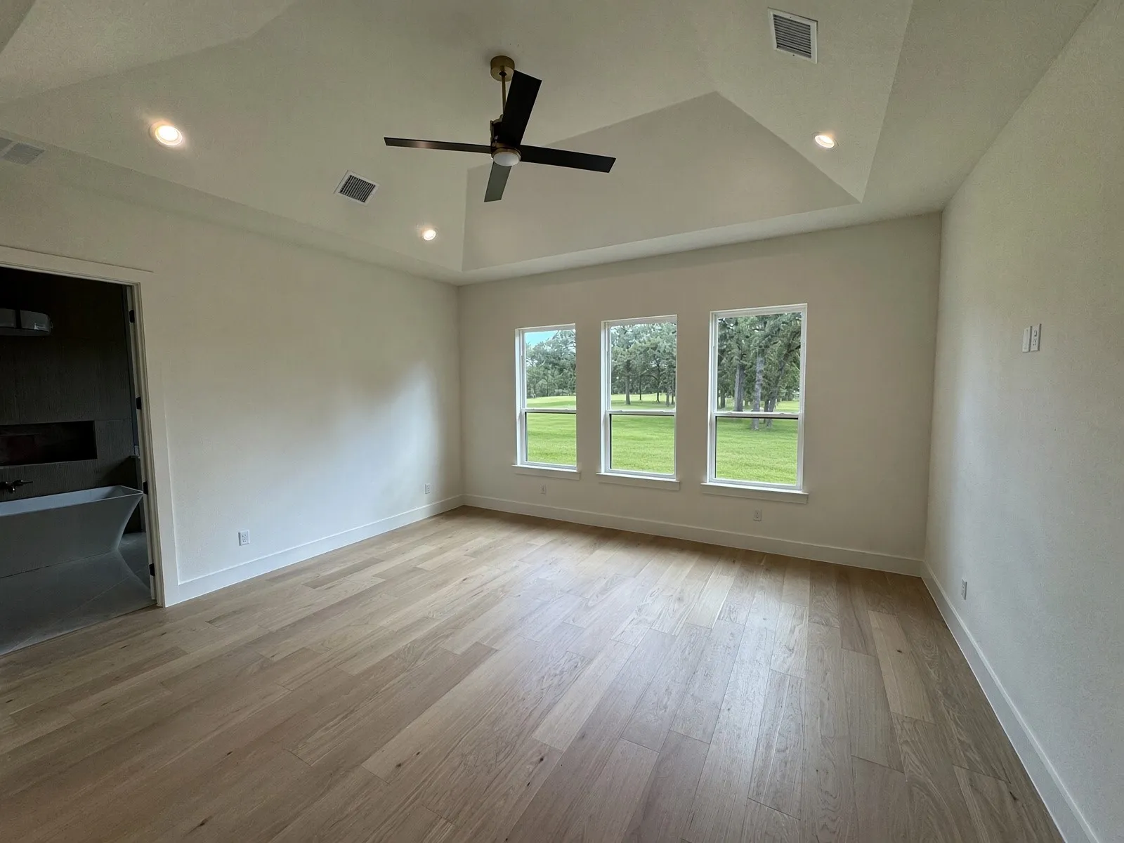 Single Family Residence For Sale in Parker County , 741 Cooper Trail, Weatherford, Texas 76087, 4 Bedroom, 4 Bathroom, 3 Garage spaces, 3,573 Sqft, built in 2026, mls#21393313, Real Estate Agent in Weatherford, Homes For Sale in Parker county, Homes For Sale in Weatherford, Realtor in Weatherford Texas, Real Estate Brokerage Independent Realty Texas, Luminita Cordes Realtor