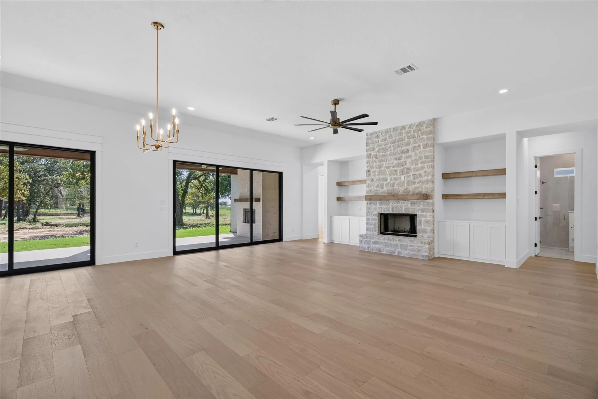 Single Family Residence For Sale in Parker County , 741 Cooper Trail, Weatherford, Texas 76087, 4 Bedroom, 4 Bathroom, 3 Garage spaces, 3,573 Sqft, built in 2026, mls#21393313, Real Estate Agent in Weatherford, Homes For Sale in Parker county, Homes For Sale in Weatherford, Realtor in Weatherford Texas, Real Estate Brokerage Independent Realty Texas, Luminita Cordes Realtor
