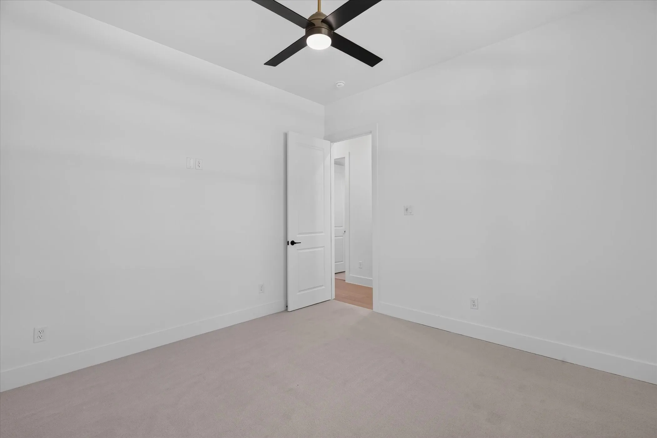 Single Family Residence For Sale in Parker County , 741 Cooper Trail, Weatherford, Texas 76087, 4 Bedroom, 4 Bathroom, 3 Garage spaces, 3,573 Sqft, built in 2026, mls#21393313, Real Estate Agent in Weatherford, Homes For Sale in Parker county, Homes For Sale in Weatherford, Realtor in Weatherford Texas, Real Estate Brokerage Independent Realty Texas, Luminita Cordes Realtor