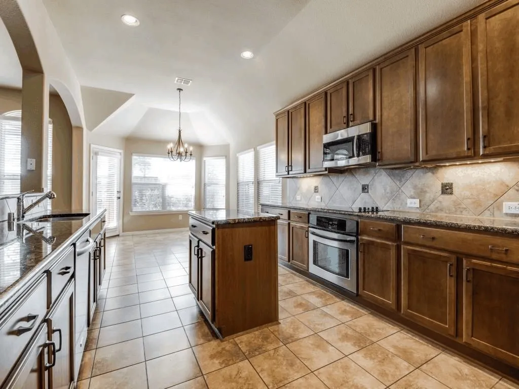 Single Family Residence For Rent in Collin County , 11257 Corsicana Drive, Frisco, Texas 75035, 4 Bedroom, 2 Bathroom, 2 Garage spaces, 3,134 Sqft, built in 2008, mls#21393316, Real Estate Agent in Frisco, Homes For Rent in Collin county, Homes For Rent in Frisco, Realtor in Frisco Texas, Real Estate Brokerage Independent Realty Texas, Luminita Cordes Realtor