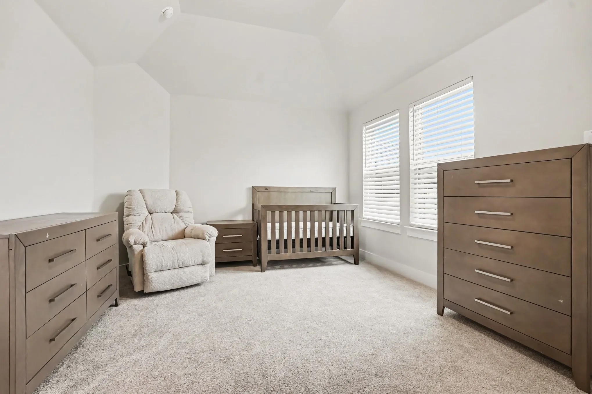 Single Family Residence For Sale in Ellis County , 1806 Whisperwood Way, Midlothian, Texas 76065, 5 Bedroom, 4 Bathroom, 3 Garage spaces, 3,950 Sqft, built in 2026, mls#21393270, Real Estate Agent in Midlothian, Homes For Sale in Ellis county, Homes For Sale in Midlothian, Realtor in Midlothian Texas, Real Estate Brokerage Independent Realty Texas, Luminita Cordes Realtor