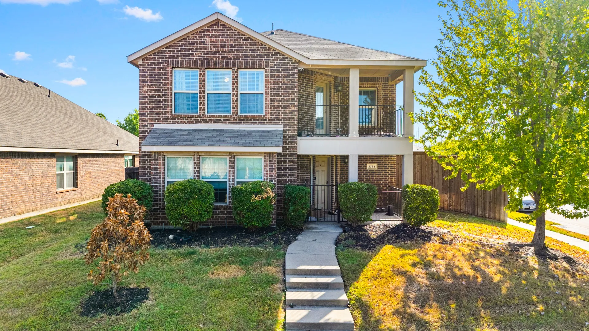 Single Family Residence For Sale