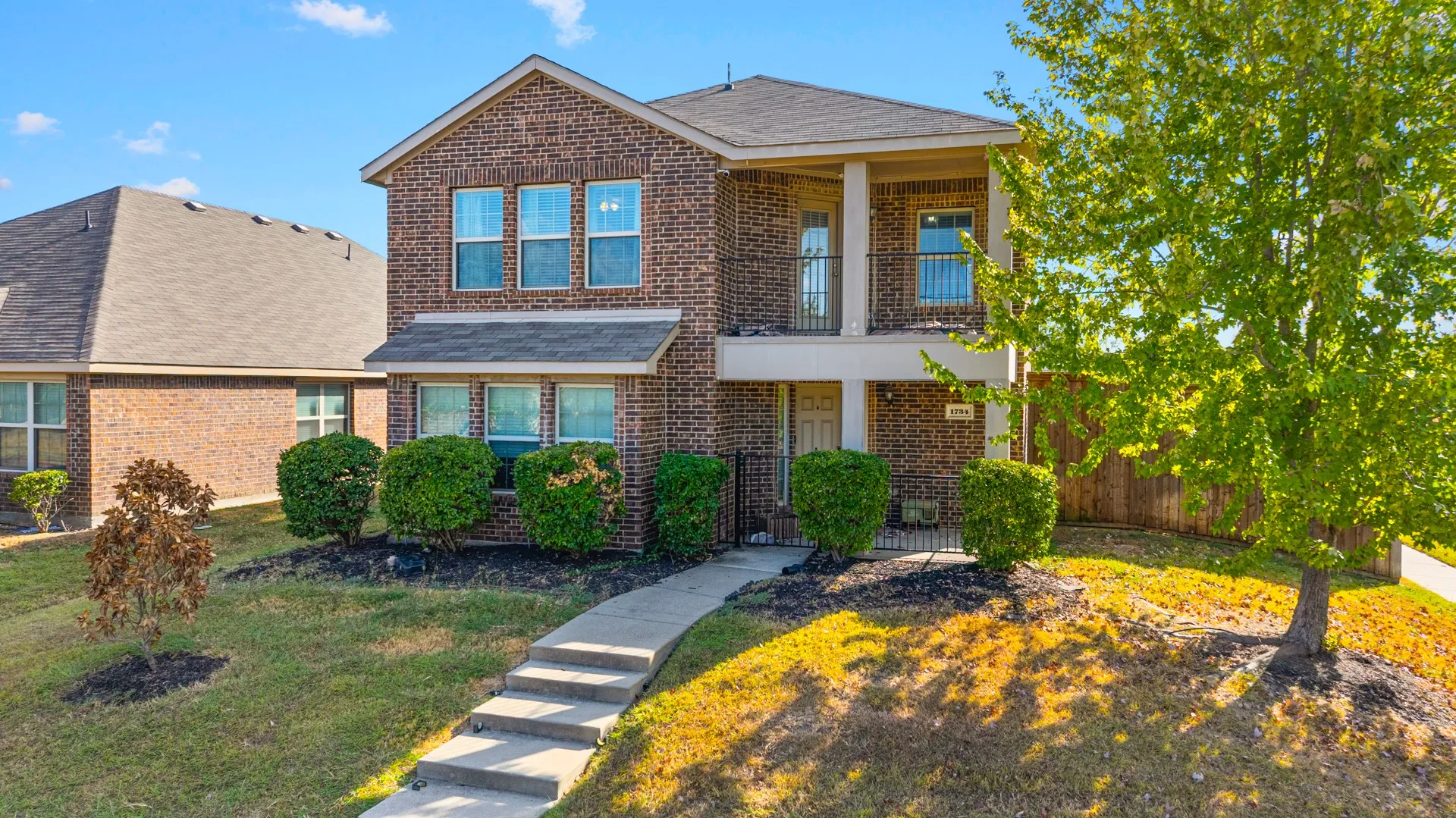 Single Family Residence For Sale in Dallas County , 1734 Pioneer Way, Lancaster, Texas 75146, 3 Bedroom, 3 Bathroom, 2 Garage spaces, 1,979 Sqft, built in 2015, mls#21393323, Real Estate Agent in Lancaster, Homes For Sale in Dallas county, Homes For Sale in Lancaster, Realtor in Lancaster Texas, Real Estate Brokerage Independent Realty Texas, Luminita Cordes Realtor