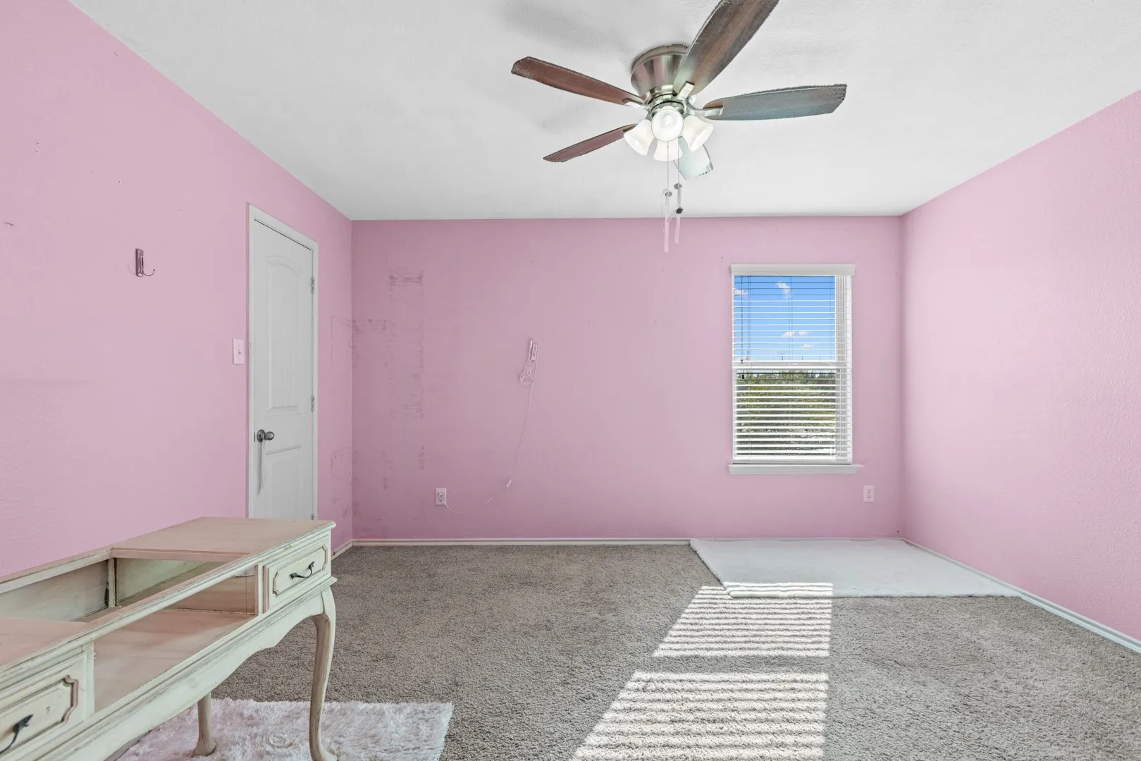 Single Family Residence For Sale in Dallas County , 1734 Pioneer Way, Lancaster, Texas 75146, 3 Bedroom, 3 Bathroom, 2 Garage spaces, 1,979 Sqft, built in 2015, mls#21393323, Real Estate Agent in Lancaster, Homes For Sale in Dallas county, Homes For Sale in Lancaster, Realtor in Lancaster Texas, Real Estate Brokerage Independent Realty Texas, Luminita Cordes Realtor