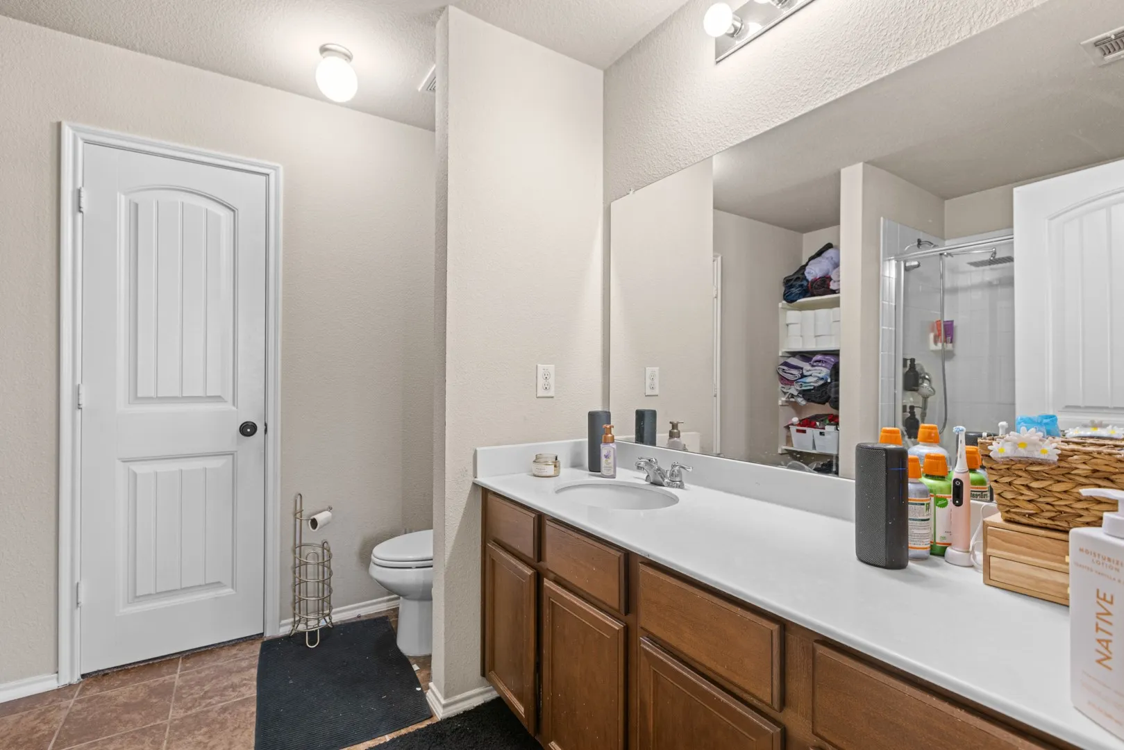 Single Family Residence For Sale in Dallas County , 1734 Pioneer Way, Lancaster, Texas 75146, 3 Bedroom, 3 Bathroom, 2 Garage spaces, 1,979 Sqft, built in 2015, mls#21393323, Real Estate Agent in Lancaster, Homes For Sale in Dallas county, Homes For Sale in Lancaster, Realtor in Lancaster Texas, Real Estate Brokerage Independent Realty Texas, Luminita Cordes Realtor