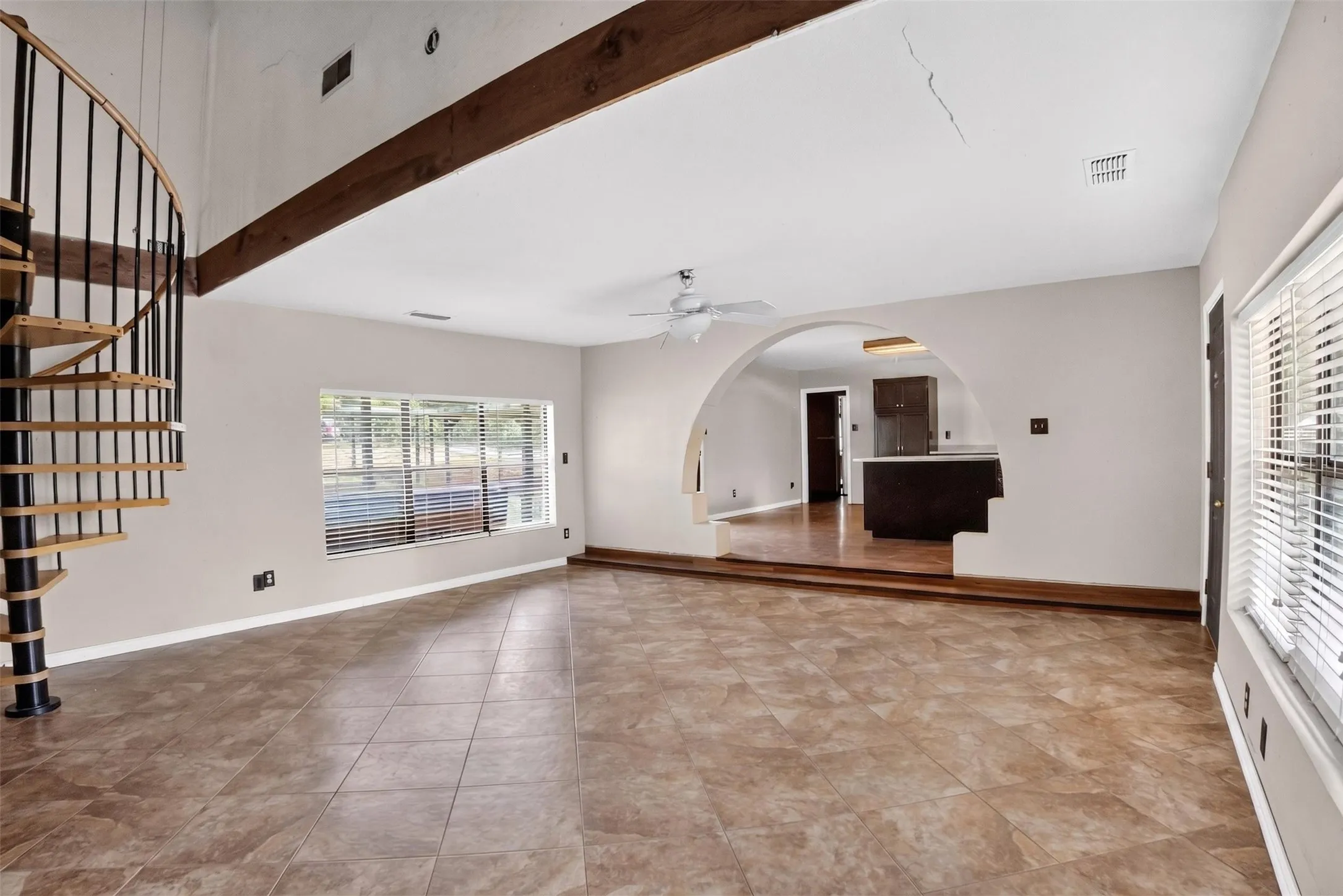 Single Family Residence For Sale in Upshur County , 3645 Silk Tree Road, Gilmer, Texas 75645, 4 Bedroom, 3 Bathroom, Garage spaces, 3,008 Sqft, built in 1995, mls#21389322, Real Estate Agent in Gilmer, Homes For Sale in Upshur county, Homes For Sale in Gilmer, Realtor in Gilmer Texas, Real Estate Brokerage Independent Realty Texas, Luminita Cordes Realtor