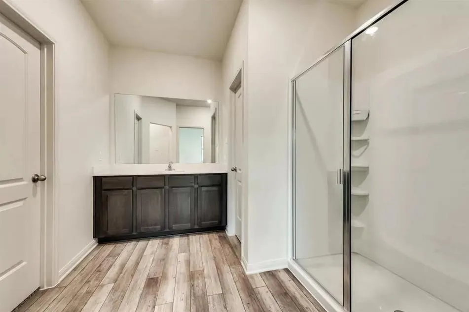 Single Family Residence For Rent in Ellis County , 816 Mallorie Lane, Ferris, Texas 75125, 4 Bedroom, 2 Bathroom, 2 Garage spaces, 1,801 Sqft, built in 2022, mls#21391624, Real Estate Agent in Ferris, Homes For Rent in Ellis county, Homes For Rent in Ferris, Realtor in Ferris Texas, Real Estate Brokerage Independent Realty Texas, Luminita Cordes Realtor
