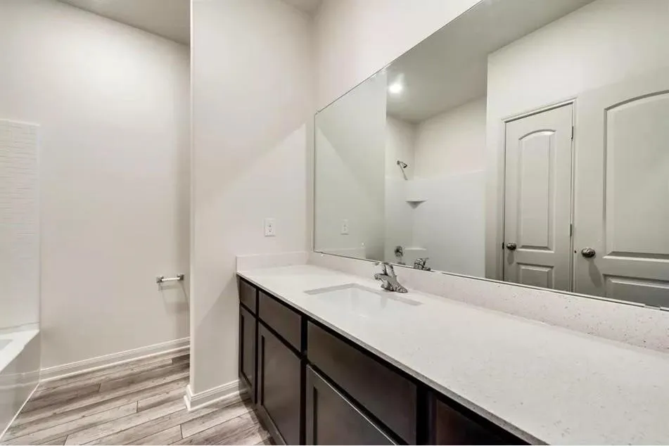 Single Family Residence For Rent in Ellis County , 816 Mallorie Lane, Ferris, Texas 75125, 4 Bedroom, 2 Bathroom, 2 Garage spaces, 1,801 Sqft, built in 2022, mls#21391624, Real Estate Agent in Ferris, Homes For Rent in Ellis county, Homes For Rent in Ferris, Realtor in Ferris Texas, Real Estate Brokerage Independent Realty Texas, Luminita Cordes Realtor