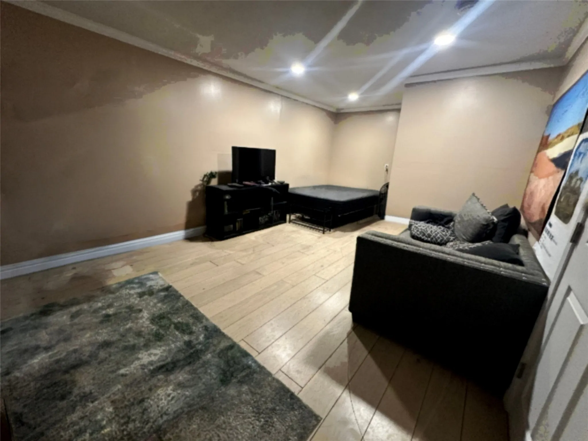 Single Family Residence For Sale in Dallas County , 1714 Cornwall Lane, Sachse, Texas 75048, 5 Bedroom, 3 Bathroom, Garage spaces, 2,447 Sqft, built in 1979, mls#21392644, Real Estate Agent in Sachse, Homes For Sale in Dallas county, Homes For Sale in Sachse, Realtor in Sachse Texas, Real Estate Brokerage Independent Realty Texas, Luminita Cordes Realtor