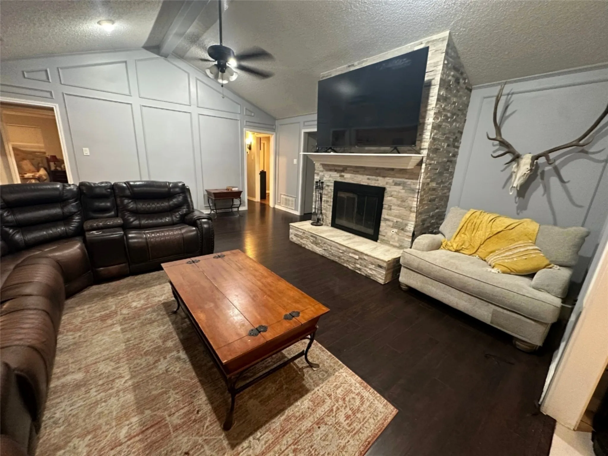 Single Family Residence For Sale in Dallas County , 1714 Cornwall Lane, Sachse, Texas 75048, 5 Bedroom, 3 Bathroom, Garage spaces, 2,447 Sqft, built in 1979, mls#21392644, Real Estate Agent in Sachse, Homes For Sale in Dallas county, Homes For Sale in Sachse, Realtor in Sachse Texas, Real Estate Brokerage Independent Realty Texas, Luminita Cordes Realtor