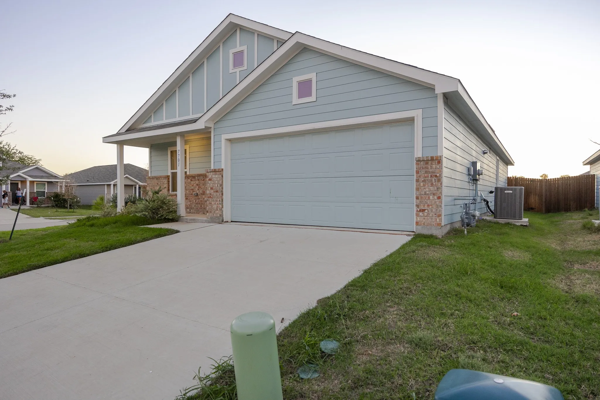 Single Family Residence For Rent in Collin County , 7701 Thornton Drive, Mc Kinney, Texas 75071, 3 Bedroom, 2 Bathroom, 2 Garage spaces, 1,481 Sqft, built in 2024, mls#21393261, Real Estate Agent in Mc Kinney, Homes For Rent in Collin county, Homes For Rent in Mc Kinney, Realtor in Mc Kinney Texas, Real Estate Brokerage Independent Realty Texas, Luminita Cordes Realtor