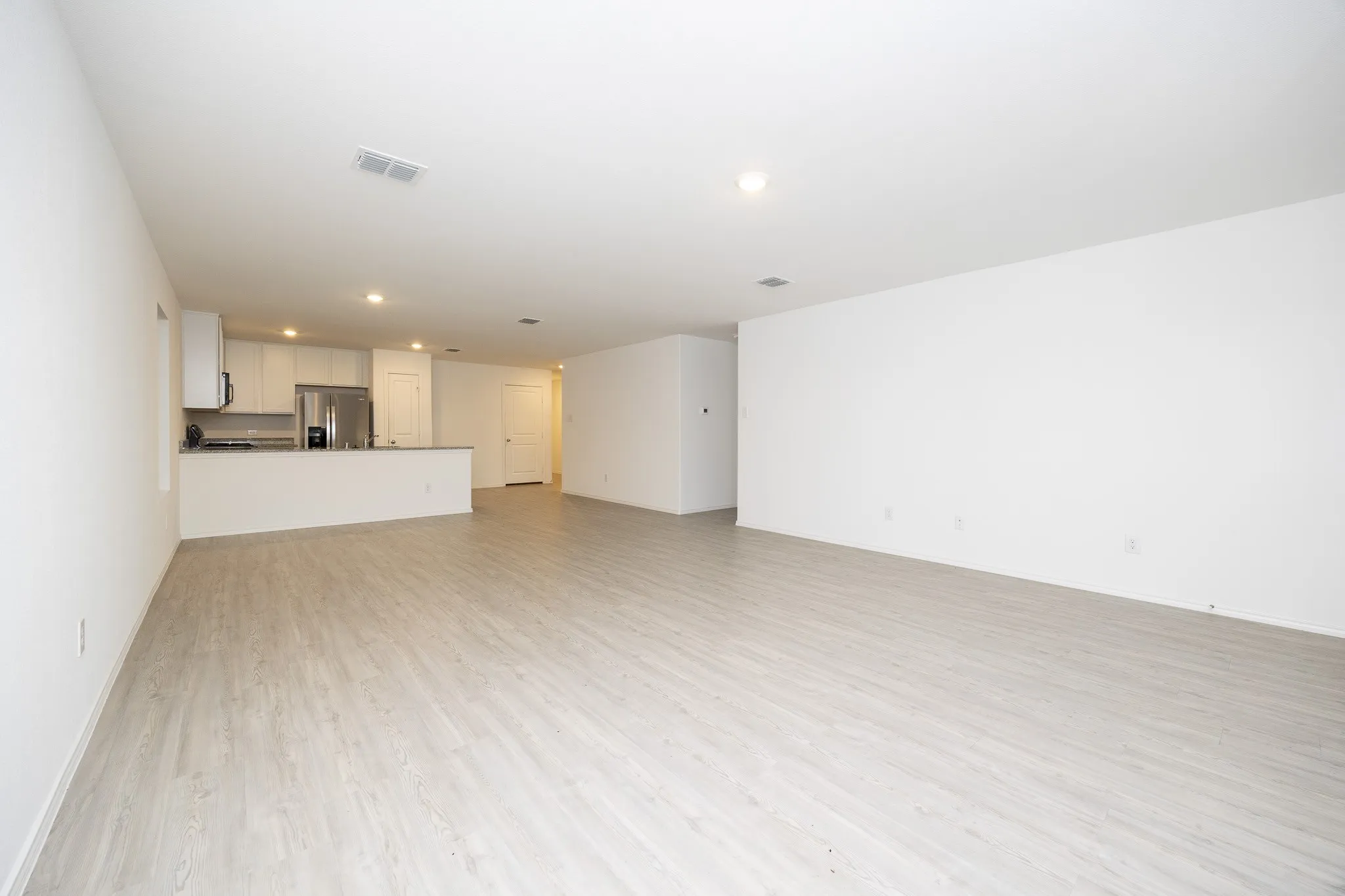 Single Family Residence For Rent in Collin County , 7701 Thornton Drive, Mc Kinney, Texas 75071, 3 Bedroom, 2 Bathroom, 2 Garage spaces, 1,481 Sqft, built in 2024, mls#21393261, Real Estate Agent in Mc Kinney, Homes For Rent in Collin county, Homes For Rent in Mc Kinney, Realtor in Mc Kinney Texas, Real Estate Brokerage Independent Realty Texas, Luminita Cordes Realtor