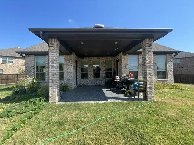 Single Family Residence For Rent in Tarrant County , 2924 Spirit Woods Lane, Arlington, Texas 76001, 6 Bedroom, 4 Bathroom, 3 Garage spaces, 3,239 Sqft, built in 2022, mls#21393254, Real Estate Agent in Arlington, Homes For Rent in Tarrant county, Homes For Rent in Arlington, Realtor in Arlington Texas, Real Estate Brokerage Independent Realty Texas, Luminita Cordes Realtor