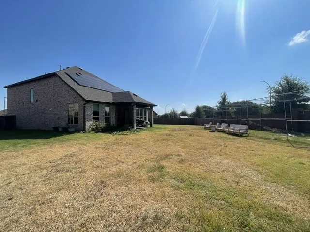 Single Family Residence For Rent in Tarrant County , 2924 Spirit Woods Lane, Arlington, Texas 76001, 6 Bedroom, 4 Bathroom, 3 Garage spaces, 3,239 Sqft, built in 2022, mls#21393254, Real Estate Agent in Arlington, Homes For Rent in Tarrant county, Homes For Rent in Arlington, Realtor in Arlington Texas, Real Estate Brokerage Independent Realty Texas, Luminita Cordes Realtor