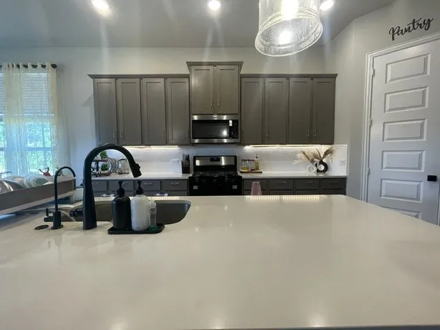 Single Family Residence For Rent in Tarrant County , 2924 Spirit Woods Lane, Arlington, Texas 76001, 6 Bedroom, 4 Bathroom, 3 Garage spaces, 3,239 Sqft, built in 2022, mls#21393254, Real Estate Agent in Arlington, Homes For Rent in Tarrant county, Homes For Rent in Arlington, Realtor in Arlington Texas, Real Estate Brokerage Independent Realty Texas, Luminita Cordes Realtor