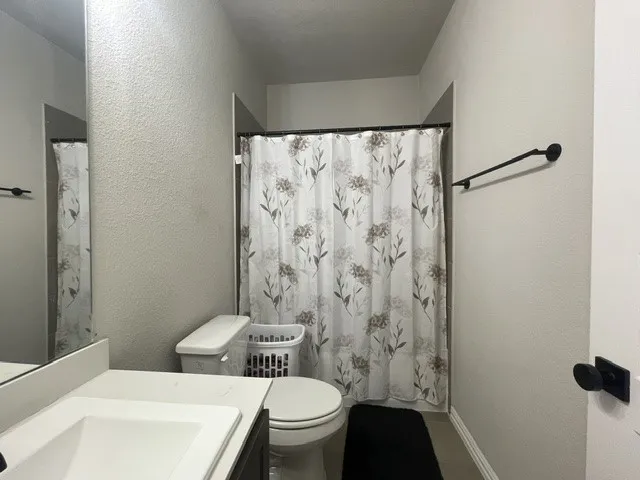 Single Family Residence For Rent in Tarrant County , 2924 Spirit Woods Lane, Arlington, Texas 76001, 6 Bedroom, 4 Bathroom, 3 Garage spaces, 3,239 Sqft, built in 2022, mls#21393254, Real Estate Agent in Arlington, Homes For Rent in Tarrant county, Homes For Rent in Arlington, Realtor in Arlington Texas, Real Estate Brokerage Independent Realty Texas, Luminita Cordes Realtor