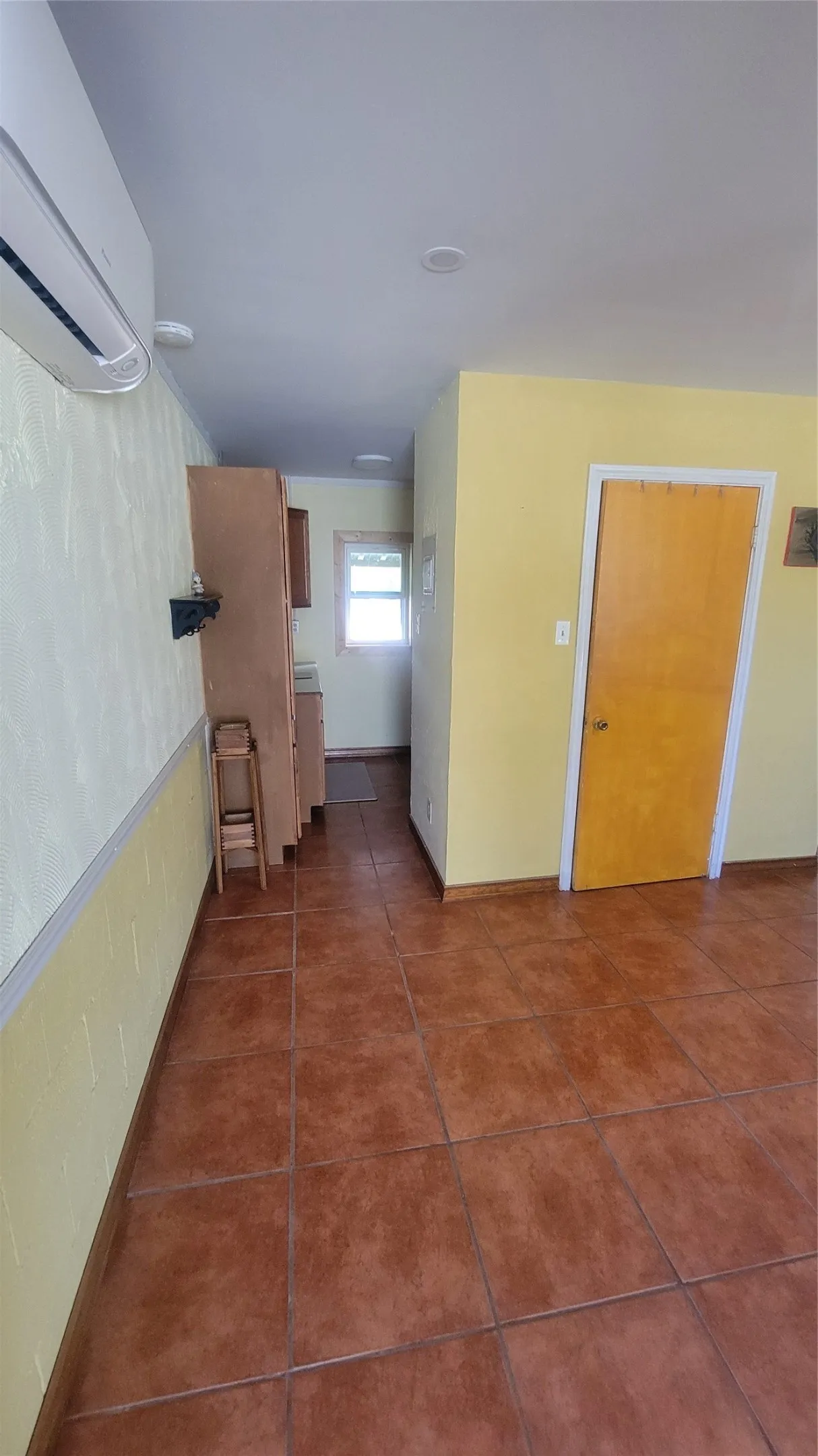Apartment For Rent in Erath County , 895 College Farm Road 11, Stephenville, Texas 76401, 1 Bedroom, 1 Bathroom, Garage spaces, 600 Sqft, built in 1971, mls#21393295, Real Estate Agent in Stephenville, Homes For Rent in Erath county, Homes For Rent in Stephenville, Realtor in Stephenville Texas, Real Estate Brokerage Independent Realty Texas, Luminita Cordes Realtor