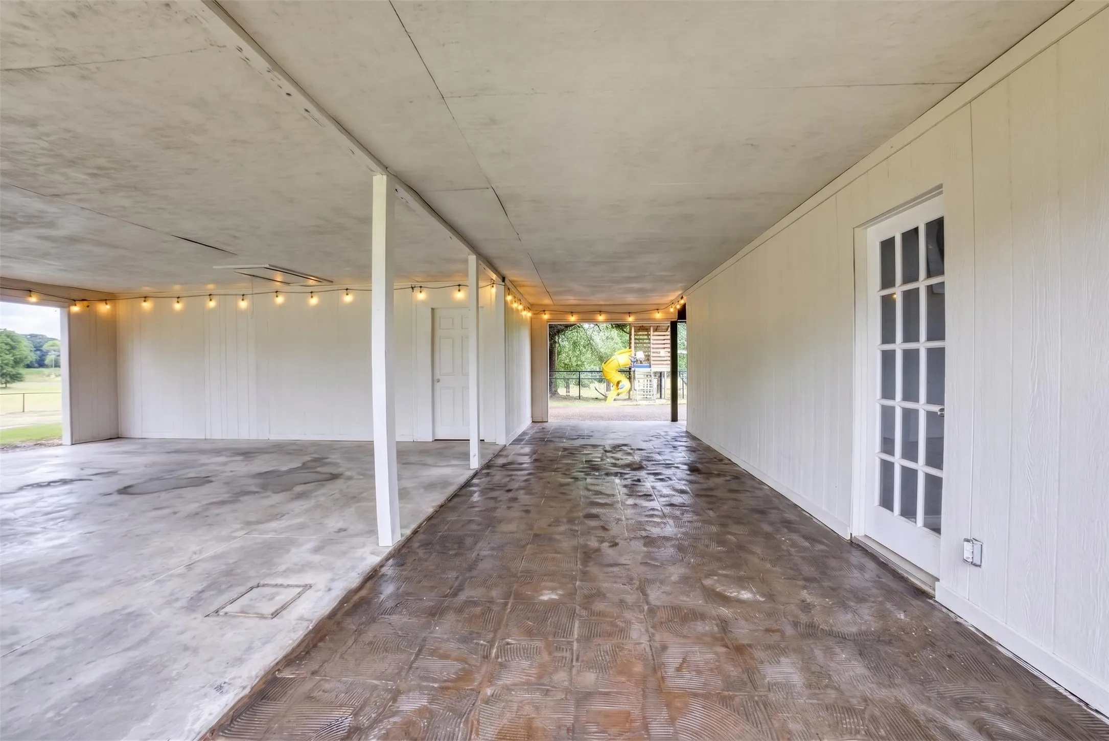 Single Family Residence For Sale in Upshur County , 3690 FM 49, Gilmer, Texas 75644, 4 Bedroom, 3 Bathroom, Garage spaces, 2,340 Sqft, built in 0, mls#21386268, Real Estate Agent in Gilmer, Homes For Sale in Upshur county, Homes For Sale in Gilmer, Realtor in Gilmer Texas, Real Estate Brokerage Independent Realty Texas, Luminita Cordes Realtor