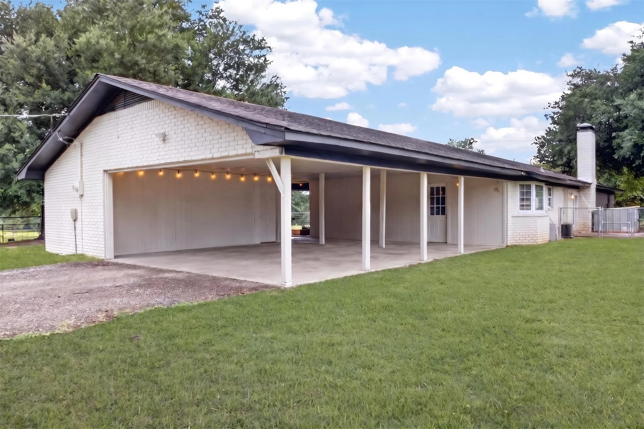 Single Family Residence For Sale in Upshur County , 3690 FM 49, Gilmer, Texas 75644, 4 Bedroom, 3 Bathroom, Garage spaces, 2,340 Sqft, built in 0, mls#21386268, Real Estate Agent in Gilmer, Homes For Sale in Upshur county, Homes For Sale in Gilmer, Realtor in Gilmer Texas, Real Estate Brokerage Independent Realty Texas, Luminita Cordes Realtor