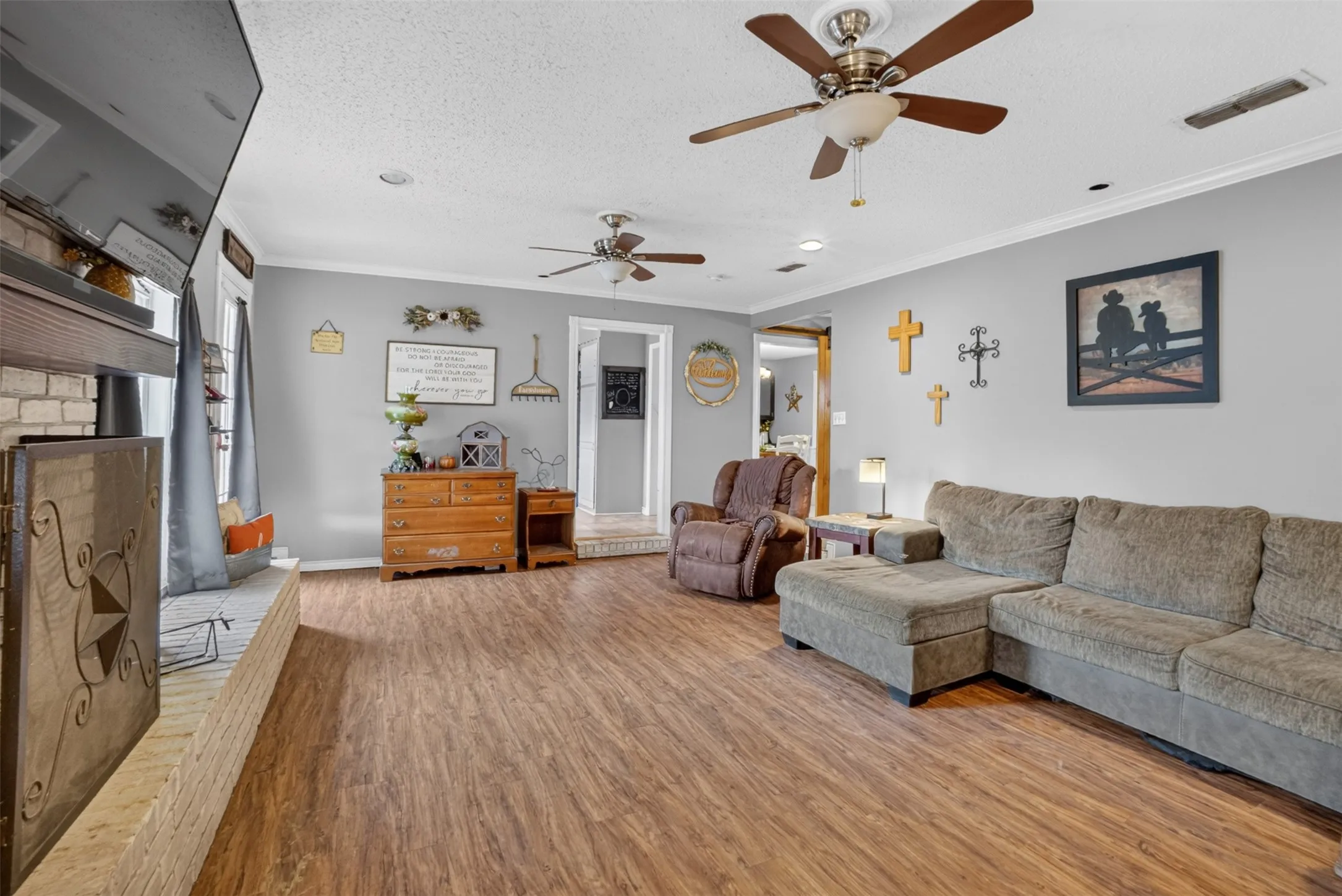 Single Family Residence For Sale in Upshur County , 3690 FM 49, Gilmer, Texas 75644, 4 Bedroom, 3 Bathroom, Garage spaces, 2,340 Sqft, built in 0, mls#21386268, Real Estate Agent in Gilmer, Homes For Sale in Upshur county, Homes For Sale in Gilmer, Realtor in Gilmer Texas, Real Estate Brokerage Independent Realty Texas, Luminita Cordes Realtor