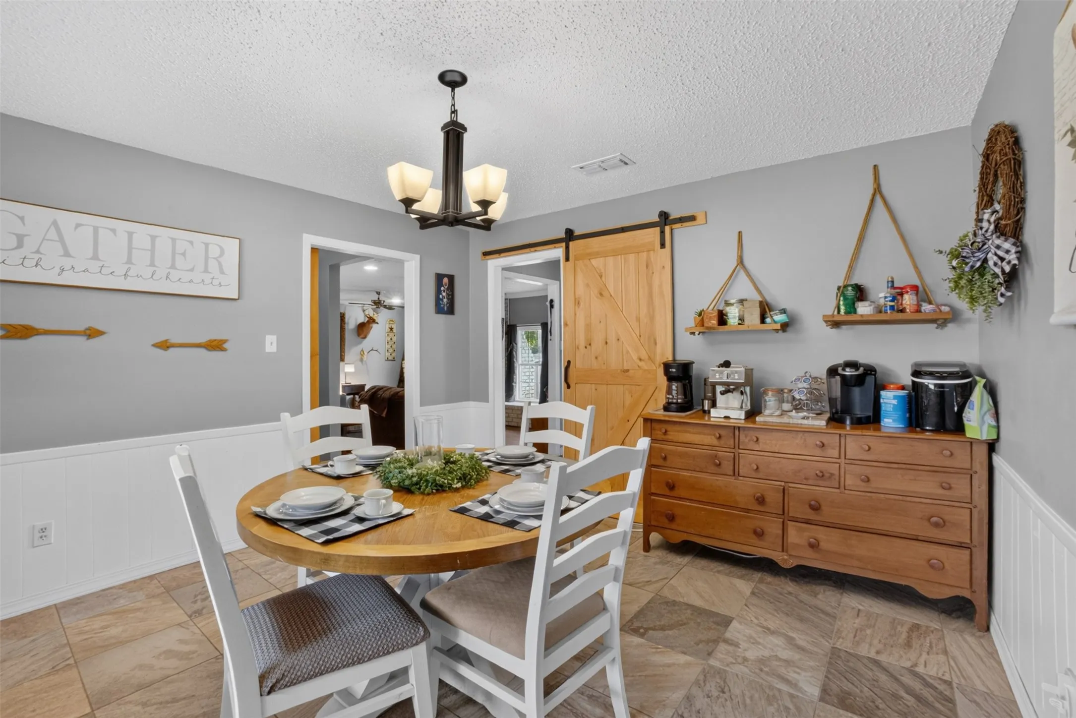 Single Family Residence For Sale in Upshur County , 3690 FM 49, Gilmer, Texas 75644, 4 Bedroom, 3 Bathroom, Garage spaces, 2,340 Sqft, built in 0, mls#21386268, Real Estate Agent in Gilmer, Homes For Sale in Upshur county, Homes For Sale in Gilmer, Realtor in Gilmer Texas, Real Estate Brokerage Independent Realty Texas, Luminita Cordes Realtor