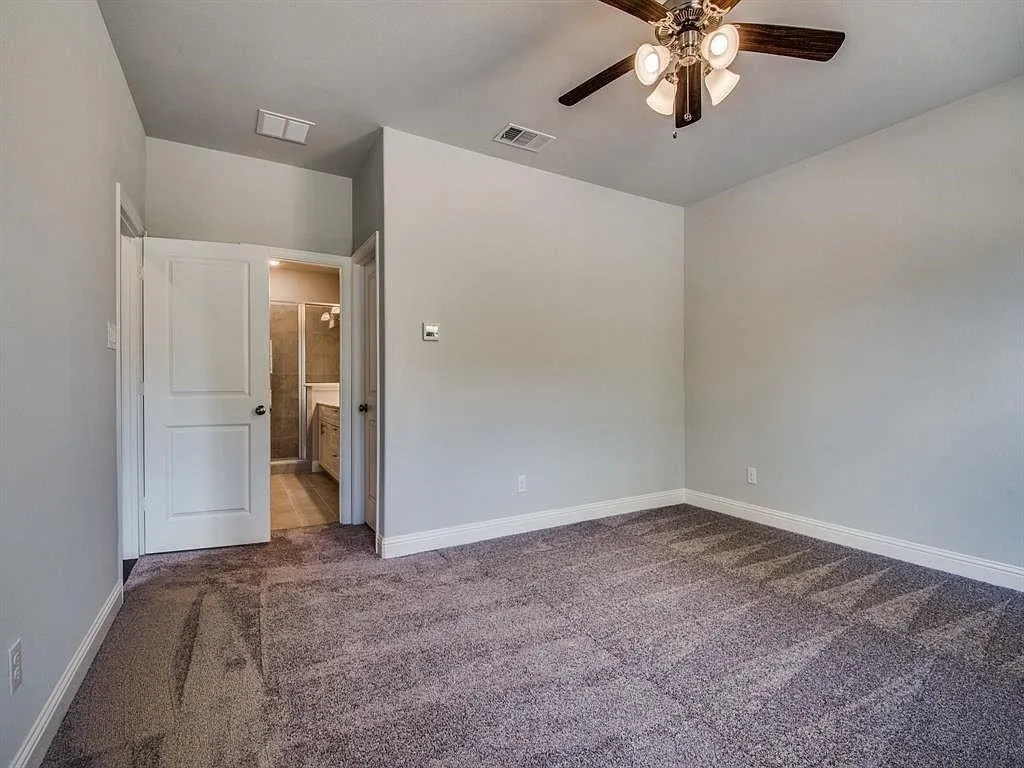 Townhouse For Rent in Denton County , 2429 Merriweather Lane, Flower Mound, Texas 75028, 3 Bedroom, 4 Bathroom, 2 Garage spaces, 2,485 Sqft, built in 2021, mls#21392989, Real Estate Agent in Flower Mound, Homes For Rent in Denton county, Homes For Rent in Flower Mound, Realtor in Flower Mound Texas, Real Estate Brokerage Independent Realty Texas, Luminita Cordes Realtor
