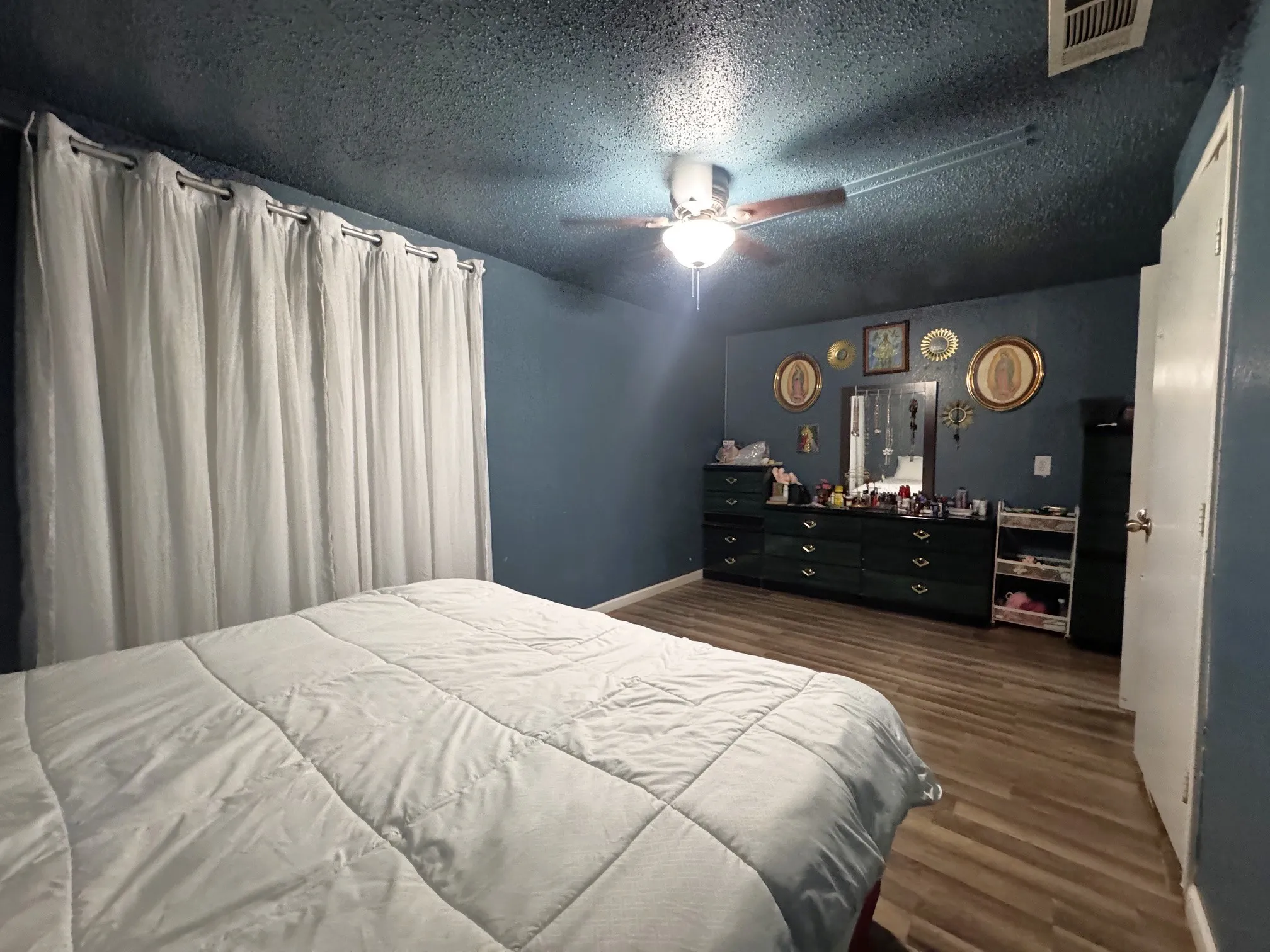 Single Family Residence For Sale in Titus County , 7205 N Hwy 271, Mt Pleasant, Texas 75455, 3 Bedroom, 1 Bathroom, Garage spaces, 1,560 Sqft, built in 1960, mls#21392876, Real Estate Agent in Mt Pleasant, Homes For Sale in Titus county, Homes For Sale in Mt Pleasant, Realtor in Mt Pleasant Texas, Real Estate Brokerage Independent Realty Texas, Luminita Cordes Realtor