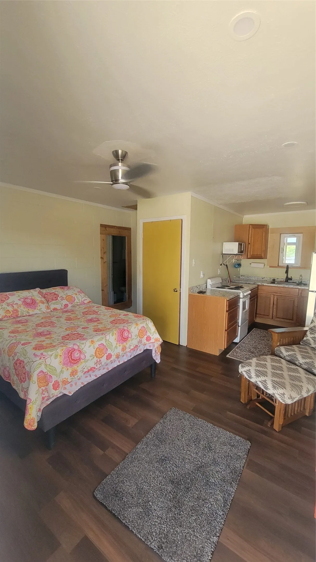 Apartment For Rent in Erath County , 895 College Farm Road 12, Stephenville, Texas 76401, 1 Bedroom, 1 Bathroom, Garage spaces, 600 Sqft, built in 1971, mls#21393358, Real Estate Agent in Stephenville, Homes For Rent in Erath county, Homes For Rent in Stephenville, Realtor in Stephenville Texas, Real Estate Brokerage Independent Realty Texas, Luminita Cordes Realtor