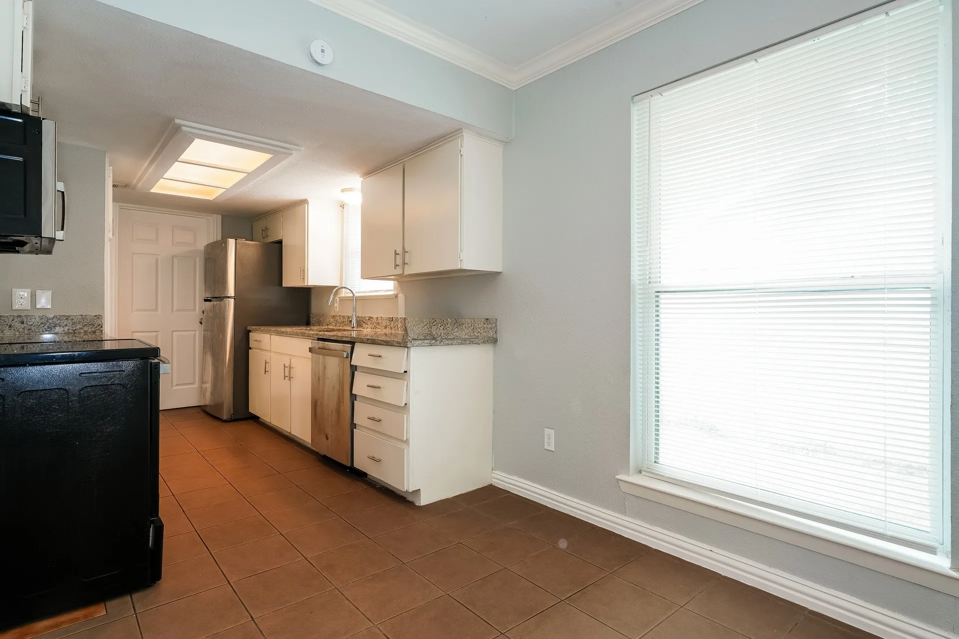 Single Family Residence For Rent in Dallas County , 3426 Hacienda Drive, Dallas, Texas 75233, 3 Bedroom, 2 Bathroom, 2 Garage spaces, 1,360 Sqft, built in 1967, mls#21393354, Real Estate Agent in Dallas, Homes For Rent in Dallas county, Homes For Rent in Dallas, Realtor in Dallas Texas, Real Estate Brokerage Independent Realty Texas, Luminita Cordes Realtor
