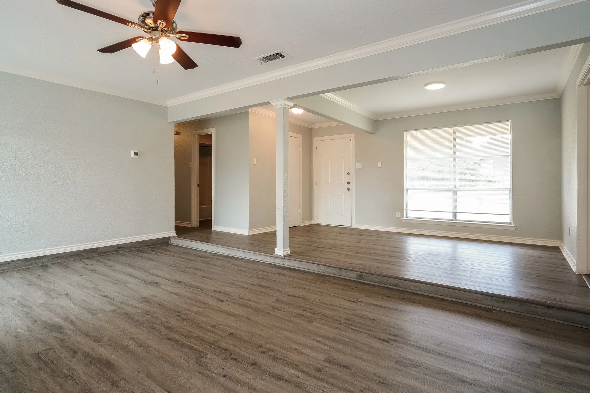 Single Family Residence For Rent in Dallas County , 3426 Hacienda Drive, Dallas, Texas 75233, 3 Bedroom, 2 Bathroom, 2 Garage spaces, 1,360 Sqft, built in 1967, mls#21393354, Real Estate Agent in Dallas, Homes For Rent in Dallas county, Homes For Rent in Dallas, Realtor in Dallas Texas, Real Estate Brokerage Independent Realty Texas, Luminita Cordes Realtor