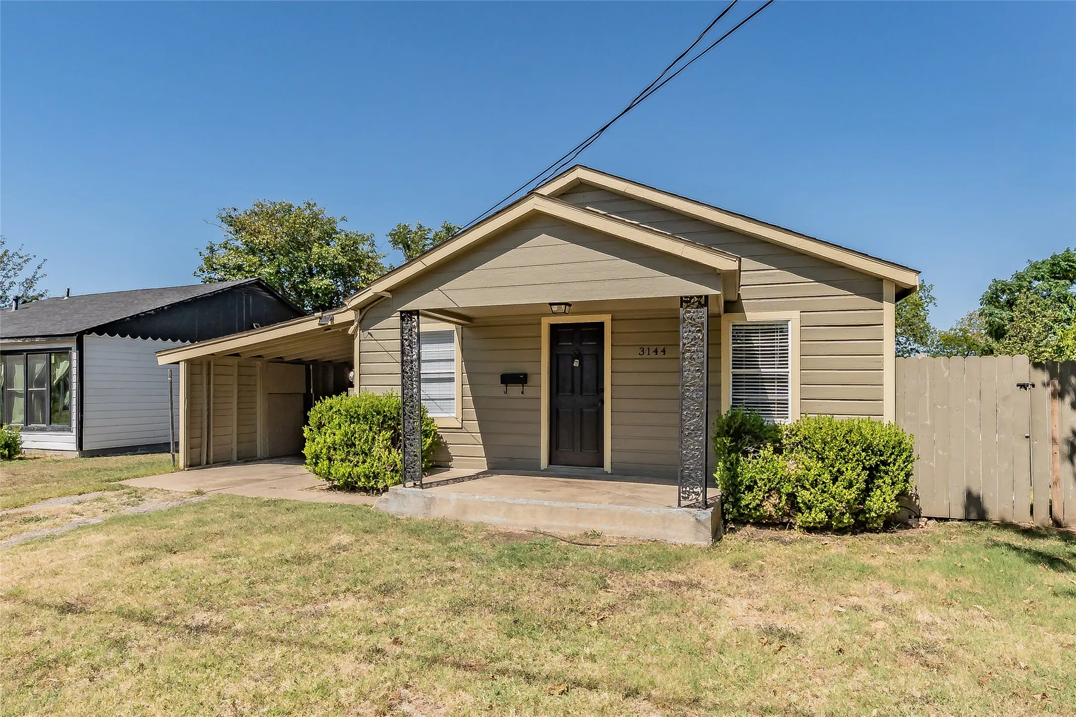 Single Family Residence For Rent