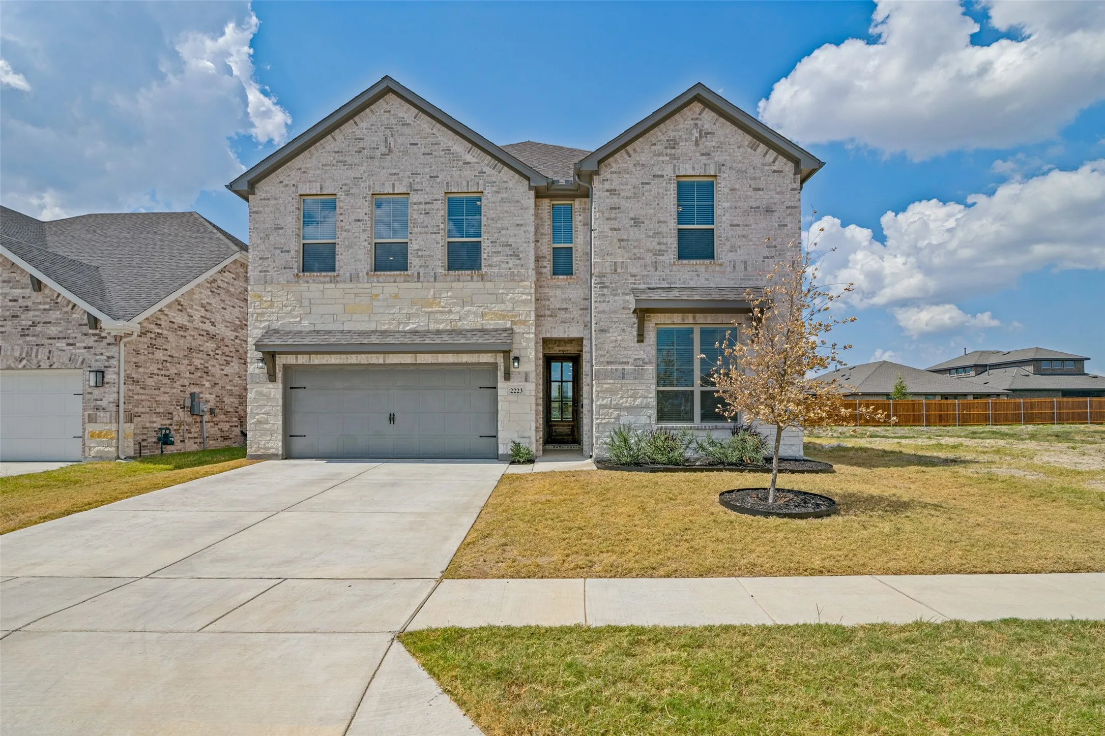 Single Family Residence For Sale in Rockwall County , 2223 Liberty Crossing Avenue, Royse City, Texas 75189, 4 Bedroom, 3 Bathroom, 2 Garage spaces, 3,147 Sqft, built in 2024, mls#21393319, Real Estate Agent in Royse City, Homes For Sale in Rockwall county, Homes For Sale in Royse City, Realtor in Royse City Texas, Real Estate Brokerage Independent Realty Texas, Luminita Cordes Realtor