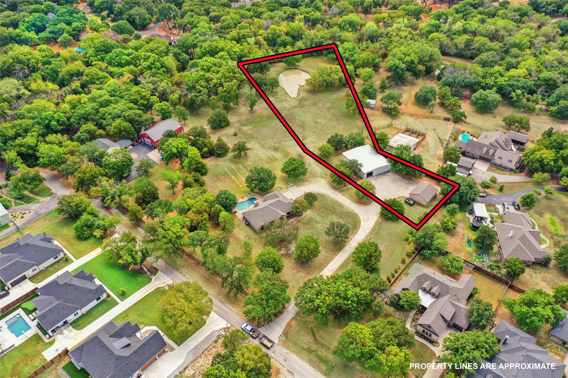 Single Family Residence For Sale in Denton County , 1570 Karen Drive, Argyle, Texas 76226, 1 Bedroom, 1 Bathroom, 2 Garage spaces, 800 Sqft, built in 1995, mls#21393360, Real Estate Agent in Argyle, Homes For Sale in Denton county, Homes For Sale in Argyle, Realtor in Argyle Texas, Real Estate Brokerage Independent Realty Texas, Luminita Cordes Realtor