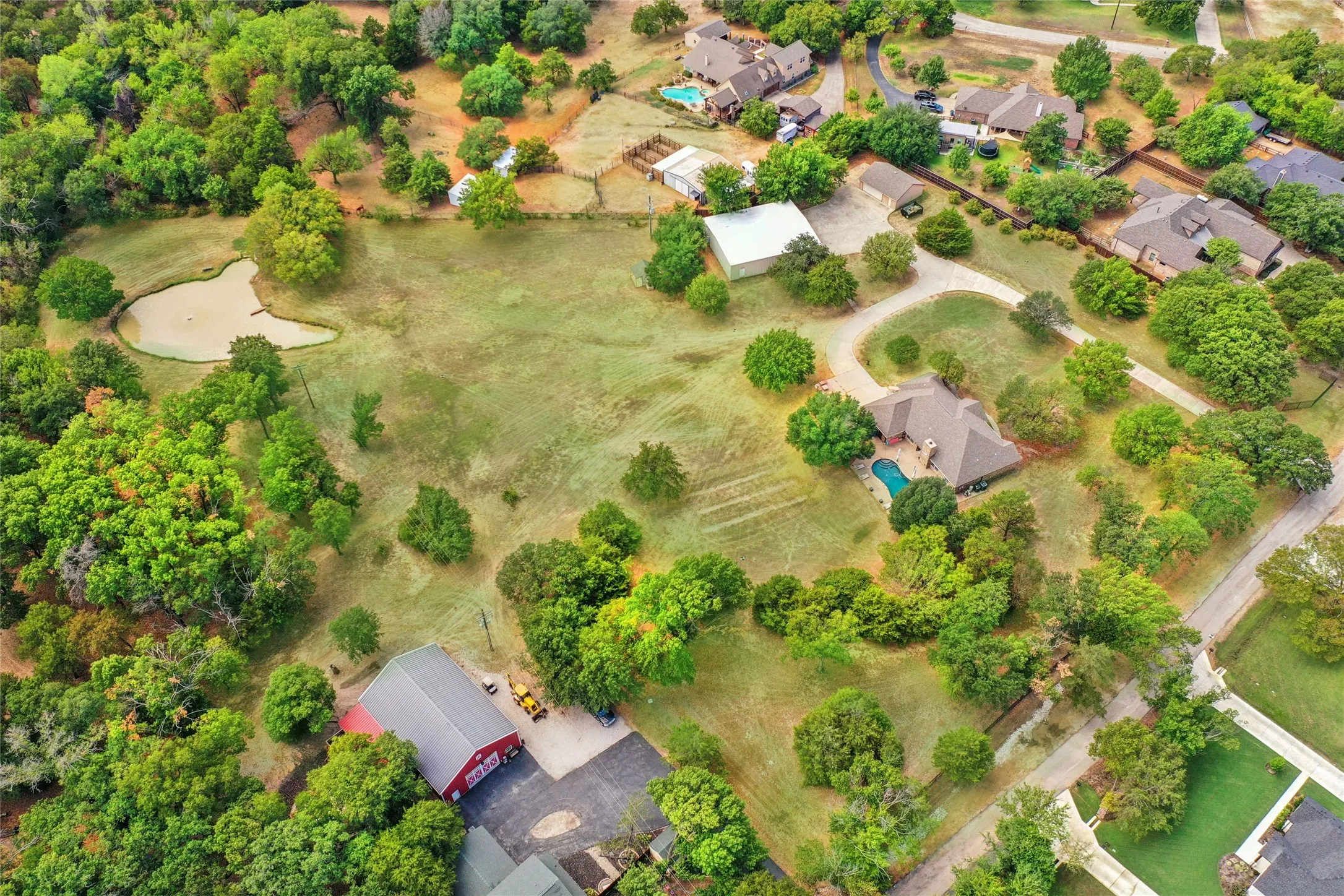 Single Family Residence For Sale in Denton County , 1570 Karen Drive, Argyle, Texas 76226, 1 Bedroom, 1 Bathroom, 2 Garage spaces, 800 Sqft, built in 1995, mls#21393360, Real Estate Agent in Argyle, Homes For Sale in Denton county, Homes For Sale in Argyle, Realtor in Argyle Texas, Real Estate Brokerage Independent Realty Texas, Luminita Cordes Realtor