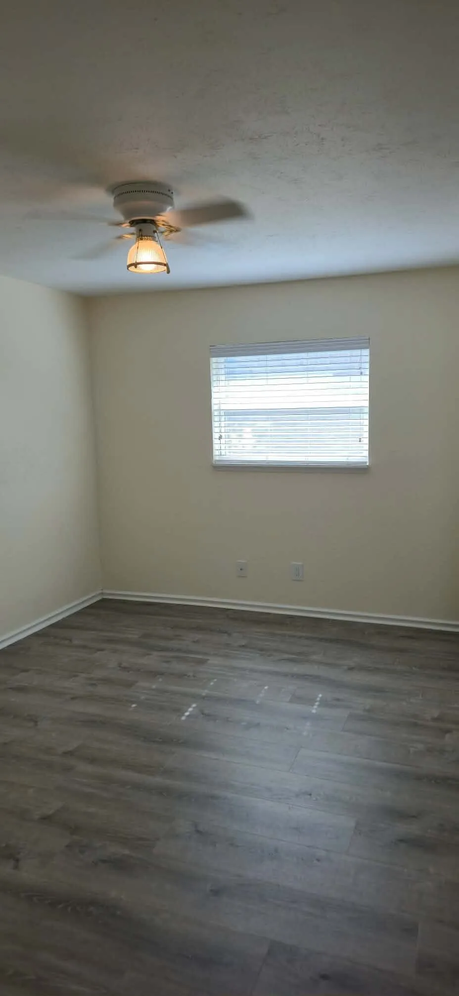 Single Family Residence For Sale in Collin County , 900 Overdowns Drive, Plano, Texas 75023, 3 Bedroom, 2 Bathroom, 2 Garage spaces, 1,744 Sqft, built in 1975, mls#21393378, Real Estate Agent in Plano, Homes For Sale in Collin county, Homes For Sale in Plano, Realtor in Plano Texas, Real Estate Brokerage Independent Realty Texas, Luminita Cordes Realtor