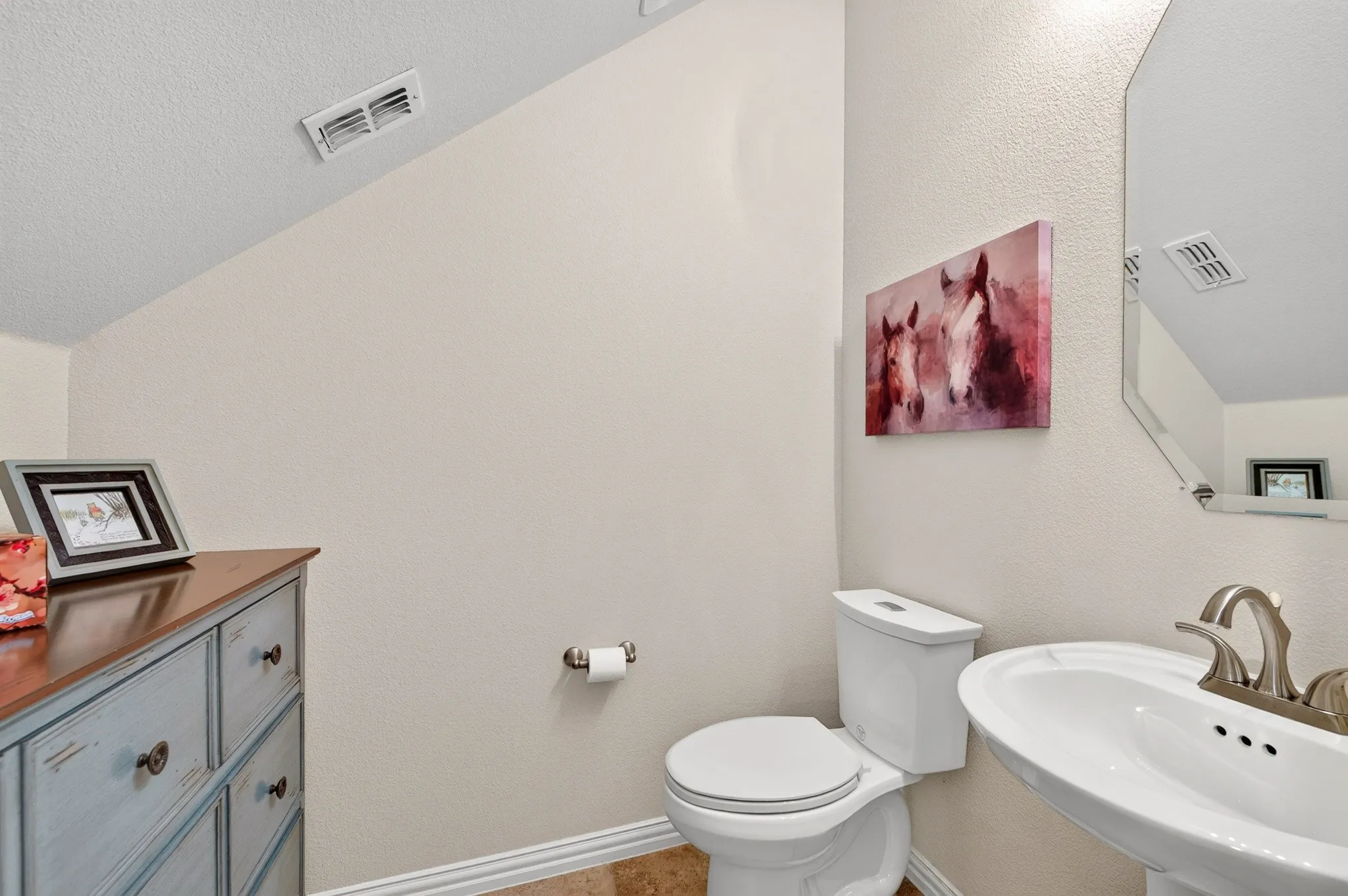 Single Family Residence For Sale in Denton County , 4112 Red Wolfe Road, Denton, Texas 76208, 4 Bedroom, 4 Bathroom, 2 Garage spaces, 2,831 Sqft, built in 2014, mls#21393215, Real Estate Agent in Denton, Homes For Sale in Denton county, Homes For Sale in Denton, Realtor in Denton Texas, Real Estate Brokerage Independent Realty Texas, Luminita Cordes Realtor