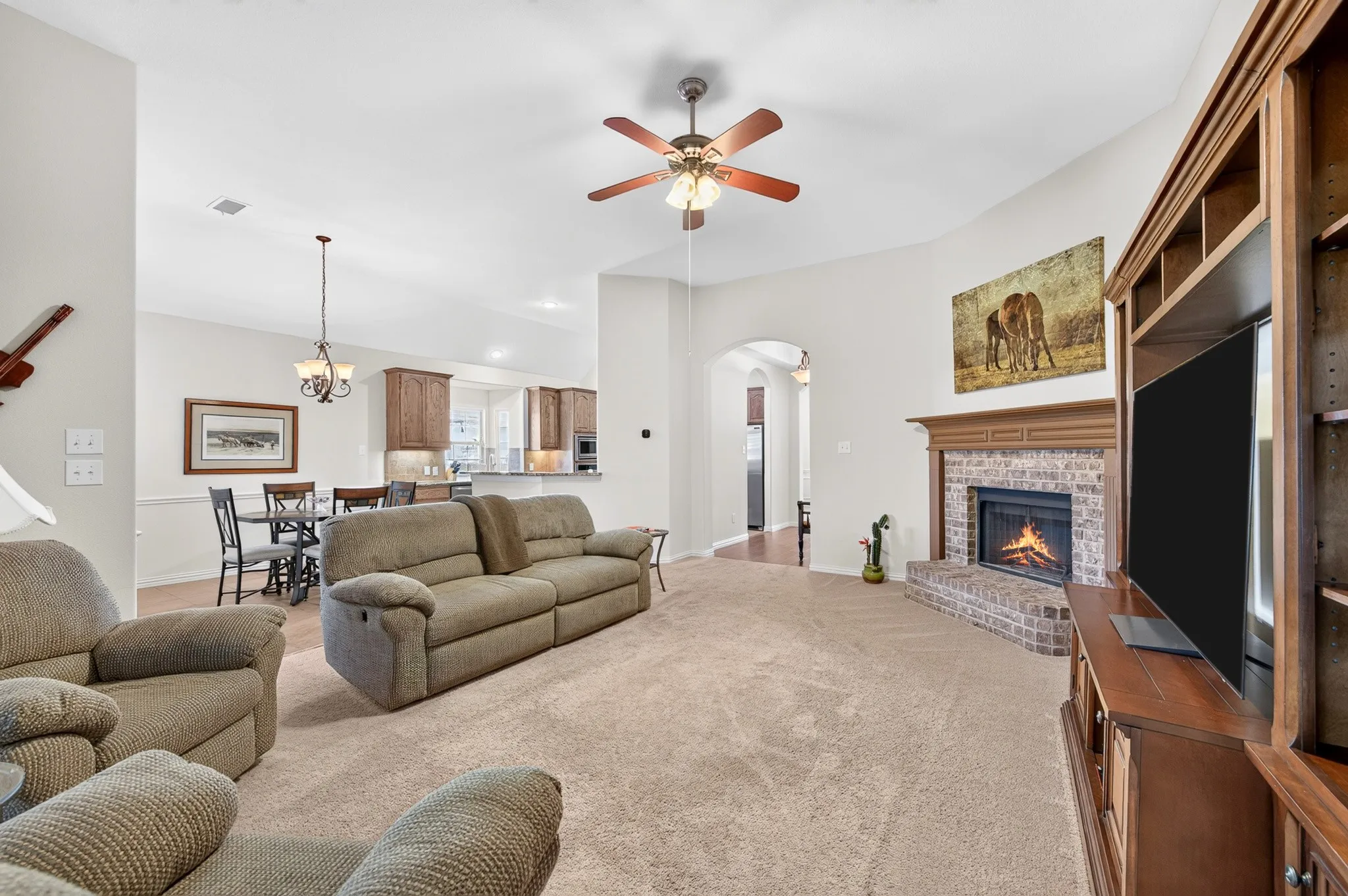 Single Family Residence For Sale in Denton County , 4112 Red Wolfe Road, Denton, Texas 76208, 4 Bedroom, 4 Bathroom, 2 Garage spaces, 2,831 Sqft, built in 2014, mls#21393215, Real Estate Agent in Denton, Homes For Sale in Denton county, Homes For Sale in Denton, Realtor in Denton Texas, Real Estate Brokerage Independent Realty Texas, Luminita Cordes Realtor