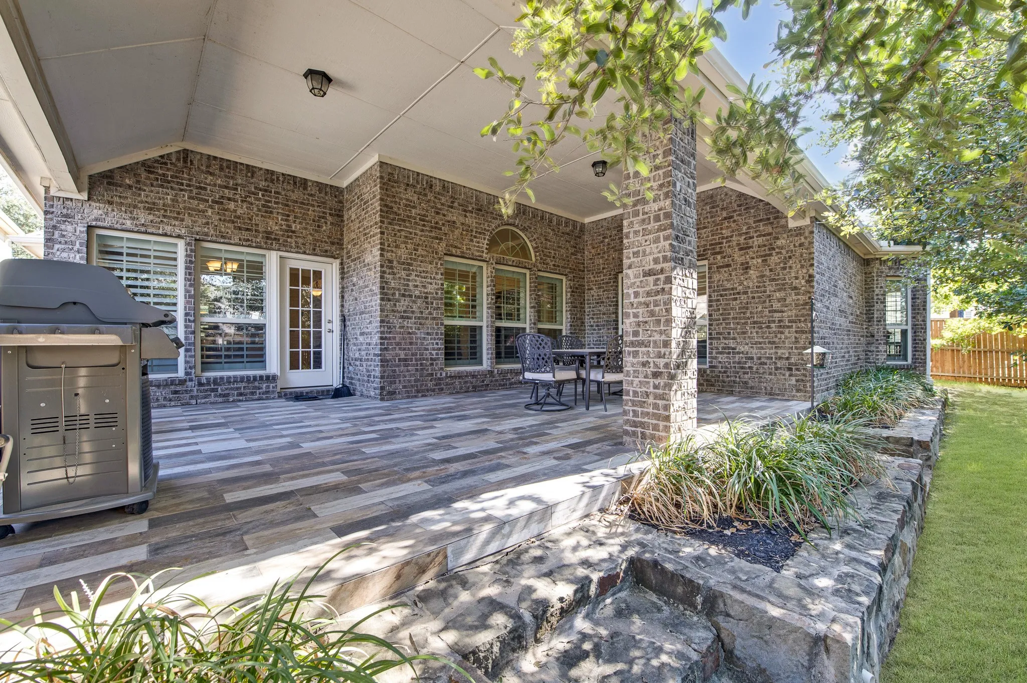 Single Family Residence For Sale in Denton County , 4112 Red Wolfe Road, Denton, Texas 76208, 4 Bedroom, 4 Bathroom, 2 Garage spaces, 2,831 Sqft, built in 2014, mls#21393215, Real Estate Agent in Denton, Homes For Sale in Denton county, Homes For Sale in Denton, Realtor in Denton Texas, Real Estate Brokerage Independent Realty Texas, Luminita Cordes Realtor