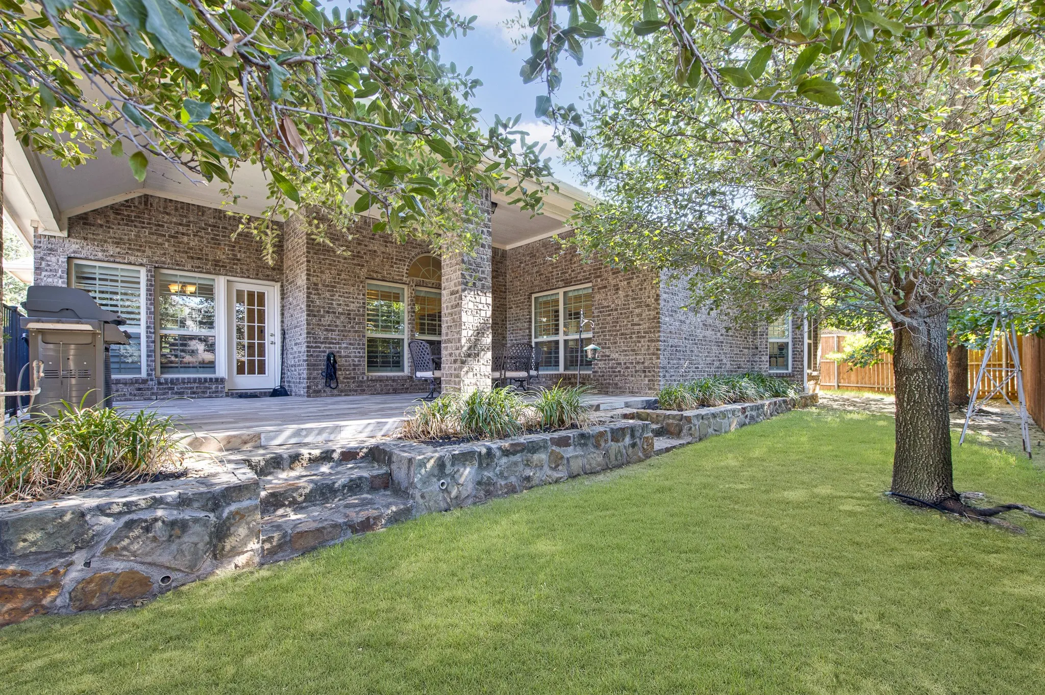 Single Family Residence For Sale in Denton County , 4112 Red Wolfe Road, Denton, Texas 76208, 4 Bedroom, 4 Bathroom, 2 Garage spaces, 2,831 Sqft, built in 2014, mls#21393215, Real Estate Agent in Denton, Homes For Sale in Denton county, Homes For Sale in Denton, Realtor in Denton Texas, Real Estate Brokerage Independent Realty Texas, Luminita Cordes Realtor