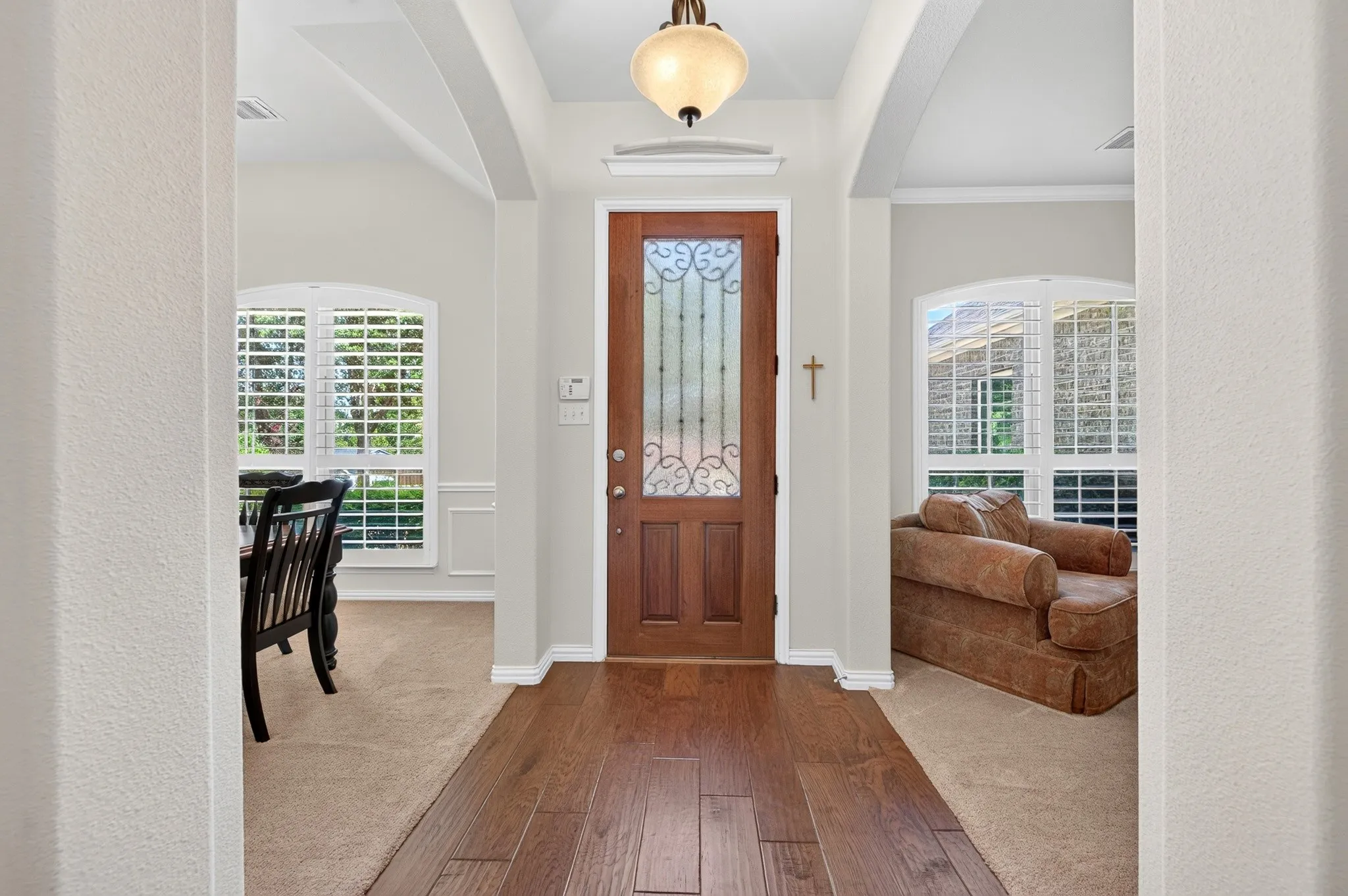 Single Family Residence For Sale in Denton County , 4112 Red Wolfe Road, Denton, Texas 76208, 4 Bedroom, 4 Bathroom, 2 Garage spaces, 2,831 Sqft, built in 2014, mls#21393215, Real Estate Agent in Denton, Homes For Sale in Denton county, Homes For Sale in Denton, Realtor in Denton Texas, Real Estate Brokerage Independent Realty Texas, Luminita Cordes Realtor